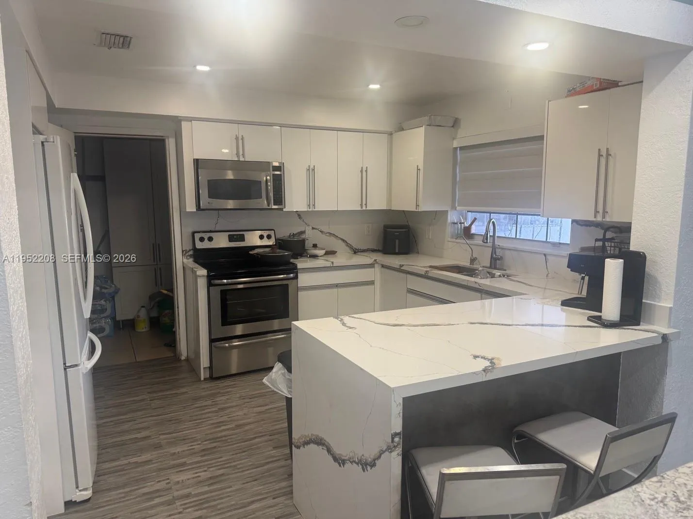 19700 Nw 6th Pl, Miami Gardens, Florida 33169, Miami Gardens, Florida 33169, 6 Bedrooms Bedrooms, ,4 BathroomsBathrooms,Residential,For Sale,19700 Nw 6th Pl, Miami Gardens, Florida 33169,A11952208