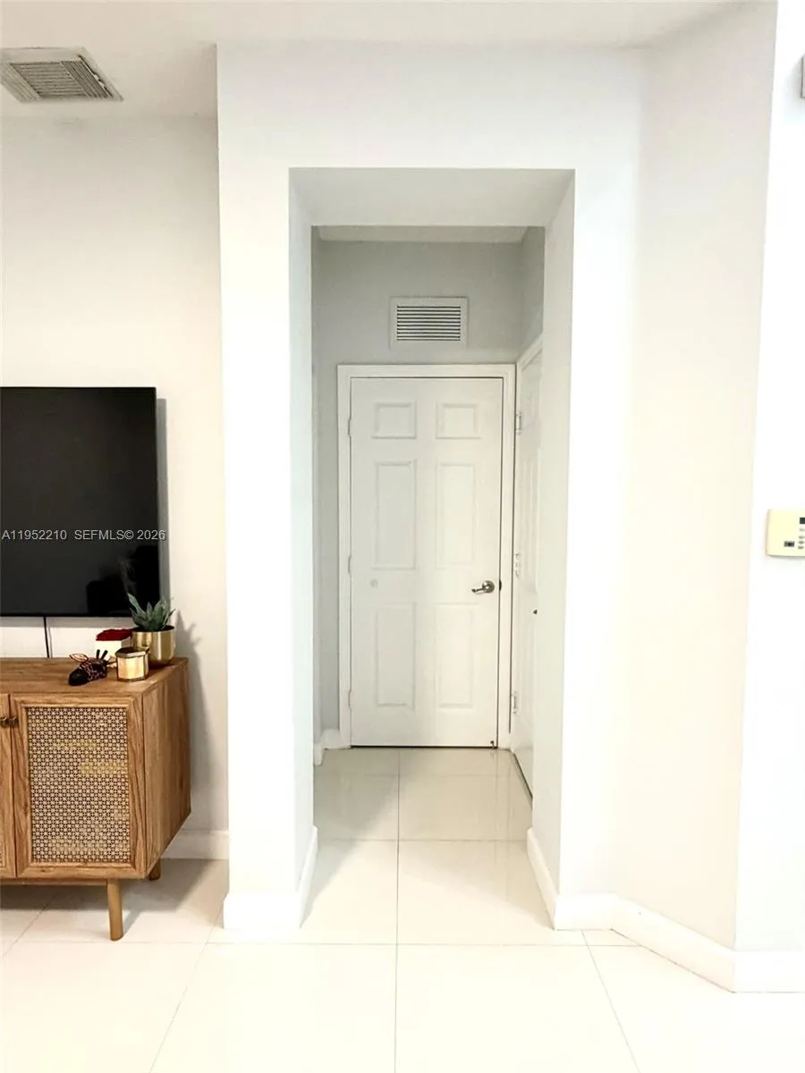 10780 Nw 74th Ln, Doral, Florida 33178, Doral, Florida 33178, 3 Bedrooms Bedrooms, ,3 BathroomsBathrooms,Residential,For Sale,10780 Nw 74th Ln, Doral, Florida 33178,A11952210