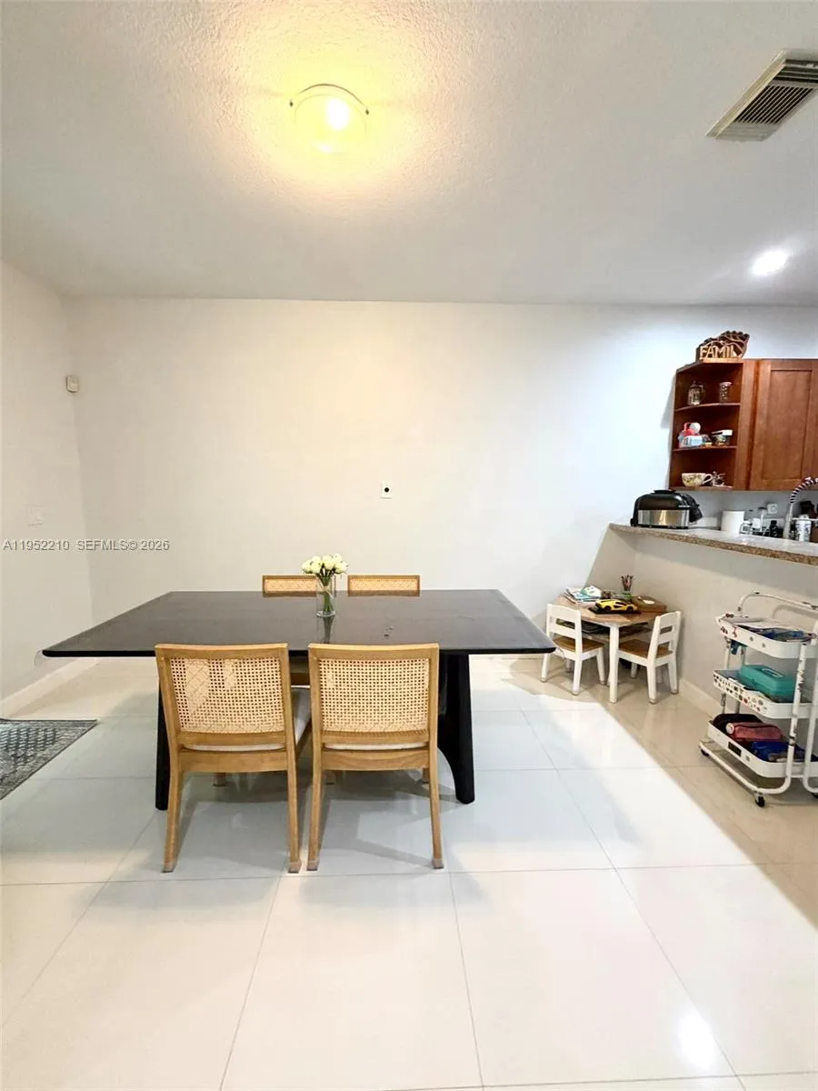 10780 Nw 74th Ln, Doral, Florida 33178, Doral, Florida 33178, 3 Bedrooms Bedrooms, ,3 BathroomsBathrooms,Residential,For Sale,10780 Nw 74th Ln, Doral, Florida 33178,A11952210