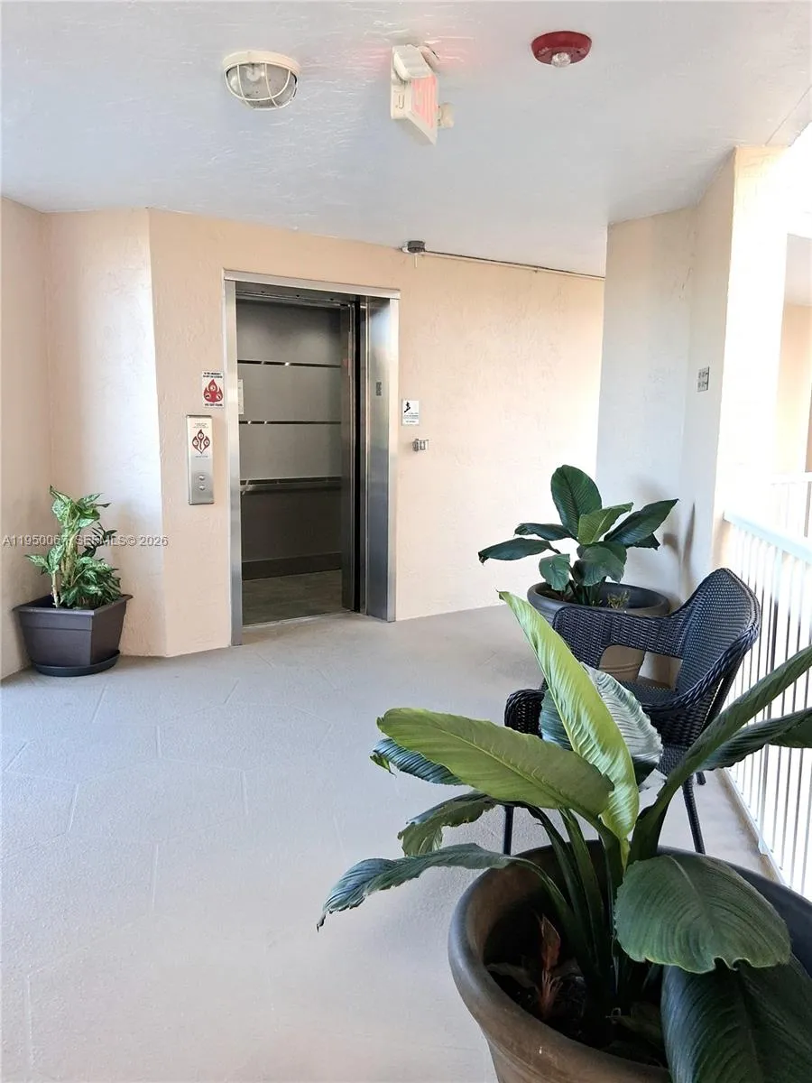 10368 Nw 24th Pl 307, Sunrise, Florida 33322, Sunrise, Florida 33322, 2 Bedrooms Bedrooms, ,2 BathroomsBathrooms,Residential,For Sale,10368 Nw 24th Pl 307, Sunrise, Florida 33322,A11950067