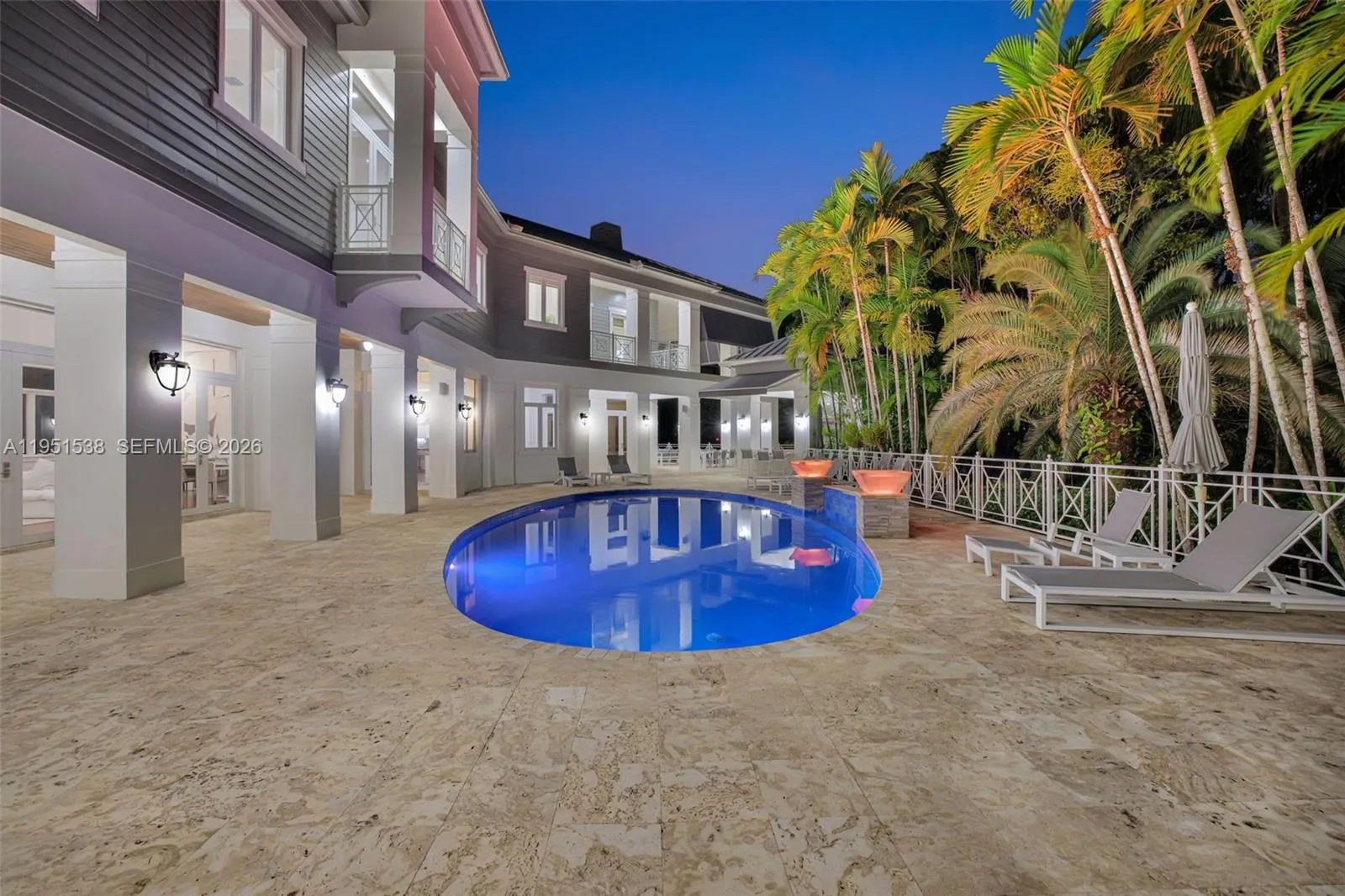 101 Holly Ln, Plantation, Florida 33317, Plantation, Florida 33317, 7 Bedrooms Bedrooms, ,6 BathroomsBathrooms,Residential,For Sale,101 Holly Ln, Plantation, Florida 33317,A11951538