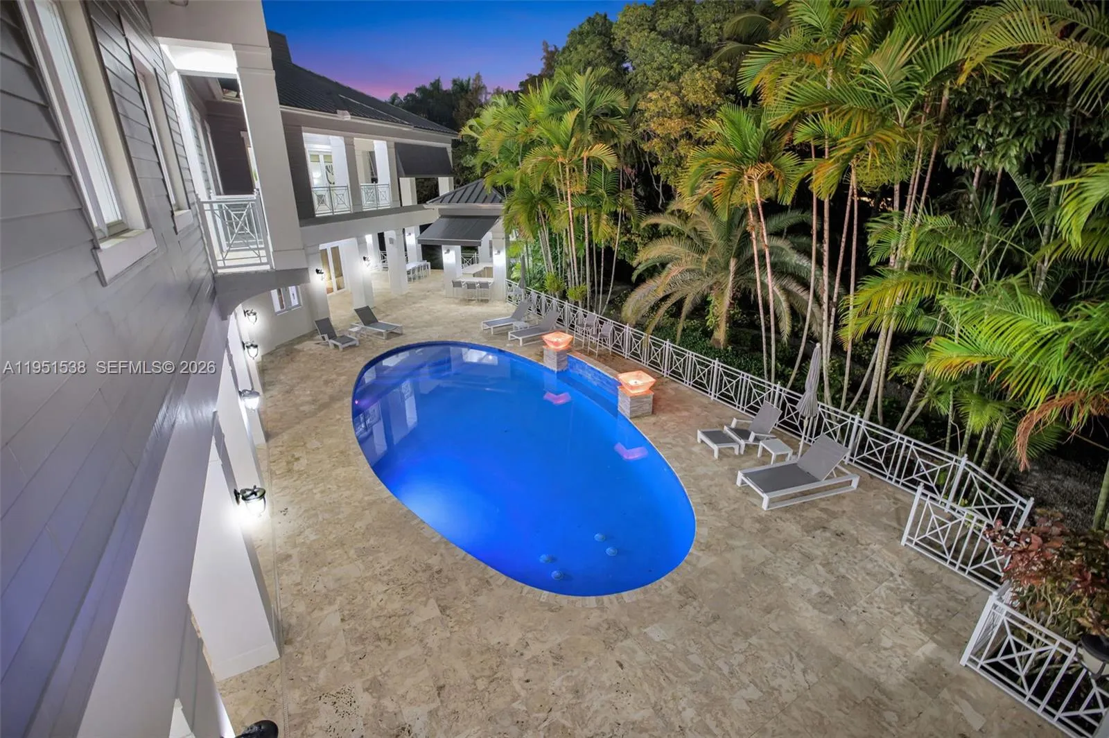 101 Holly Ln, Plantation, Florida 33317, Plantation, Florida 33317, 7 Bedrooms Bedrooms, ,6 BathroomsBathrooms,Residential,For Sale,101 Holly Ln, Plantation, Florida 33317,A11951538