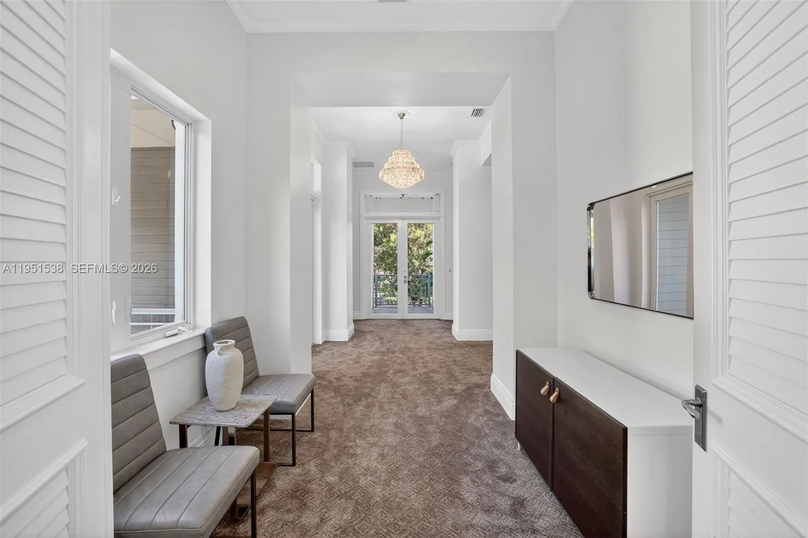 101 Holly Ln, Plantation, Florida 33317, Plantation, Florida 33317, 7 Bedrooms Bedrooms, ,6 BathroomsBathrooms,Residential,For Sale,101 Holly Ln, Plantation, Florida 33317,A11951538