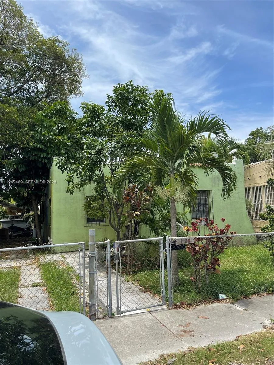 1120 Nw 31st St, Miami, Florida 33127, Miami, Florida 33127, 2 Bedrooms Bedrooms, ,1 BathroomBathrooms,Residential,For Sale,1120 Nw 31st St, Miami, Florida 33127,A11949489 1120 Nw 31st St, Miami, Florida 33127, Miami, Florida 33127, 2 Bedrooms Bedrooms, ,1 BathroomBathrooms,Residential,For Sale,1120 Nw 31st St, Miami, Florida 33127,A11949489