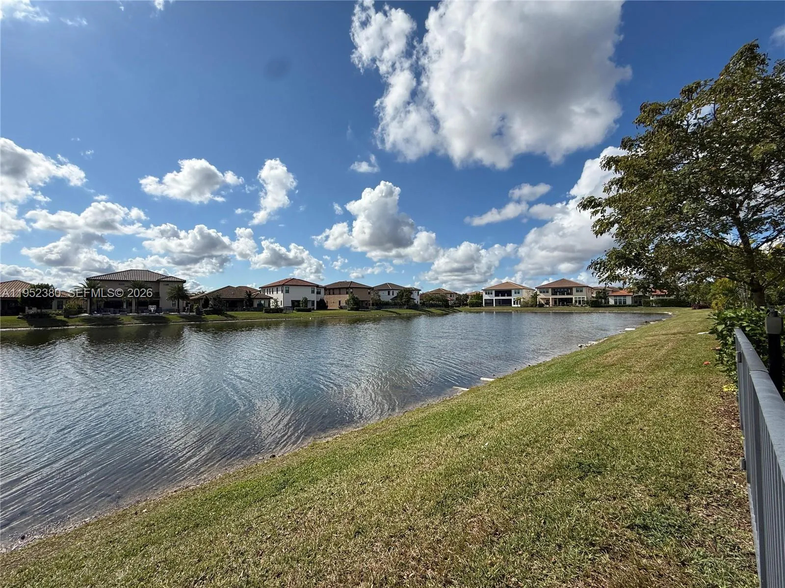 12160 N Baypoint Cir, Parkland, Florida 33076, Parkland, Florida 33076, 3 Bedrooms Bedrooms, ,2 BathroomsBathrooms,Residential,For Sale,12160 N Baypoint Cir, Parkland, Florida 33076,A11952380
