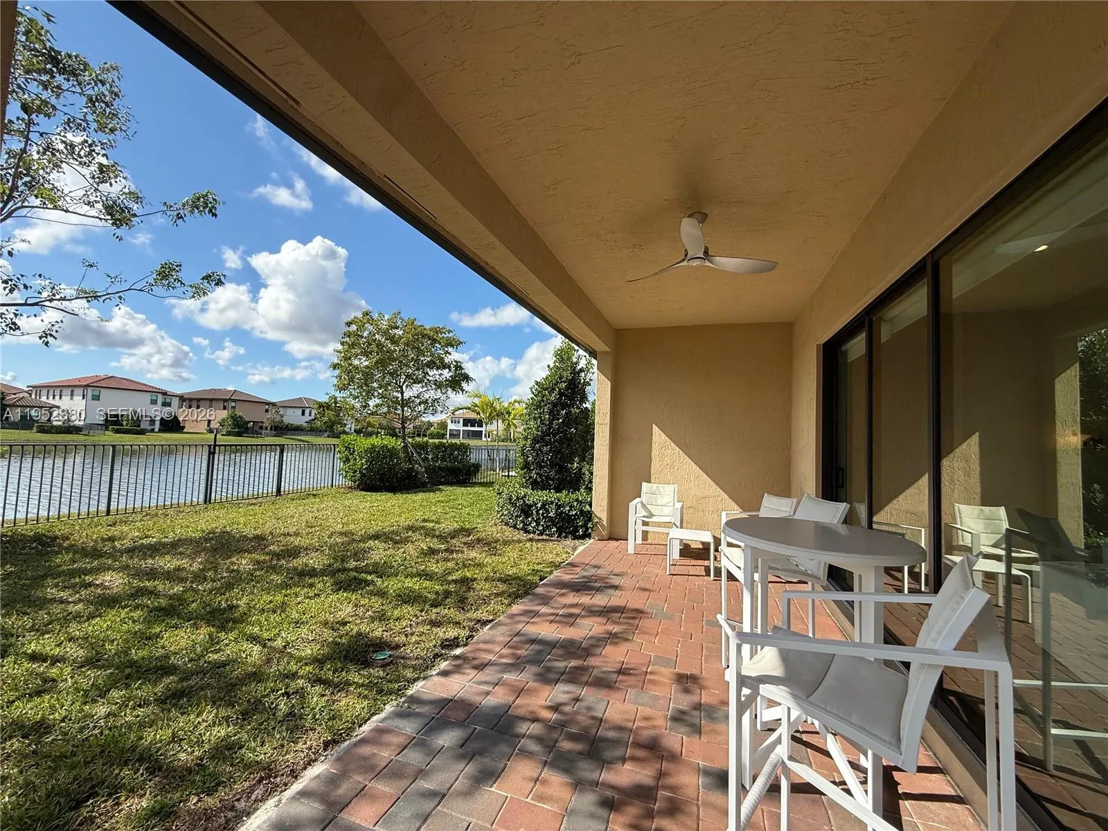 12160 N Baypoint Cir, Parkland, Florida 33076, Parkland, Florida 33076, 3 Bedrooms Bedrooms, ,2 BathroomsBathrooms,Residential,For Sale,12160 N Baypoint Cir, Parkland, Florida 33076,A11952380