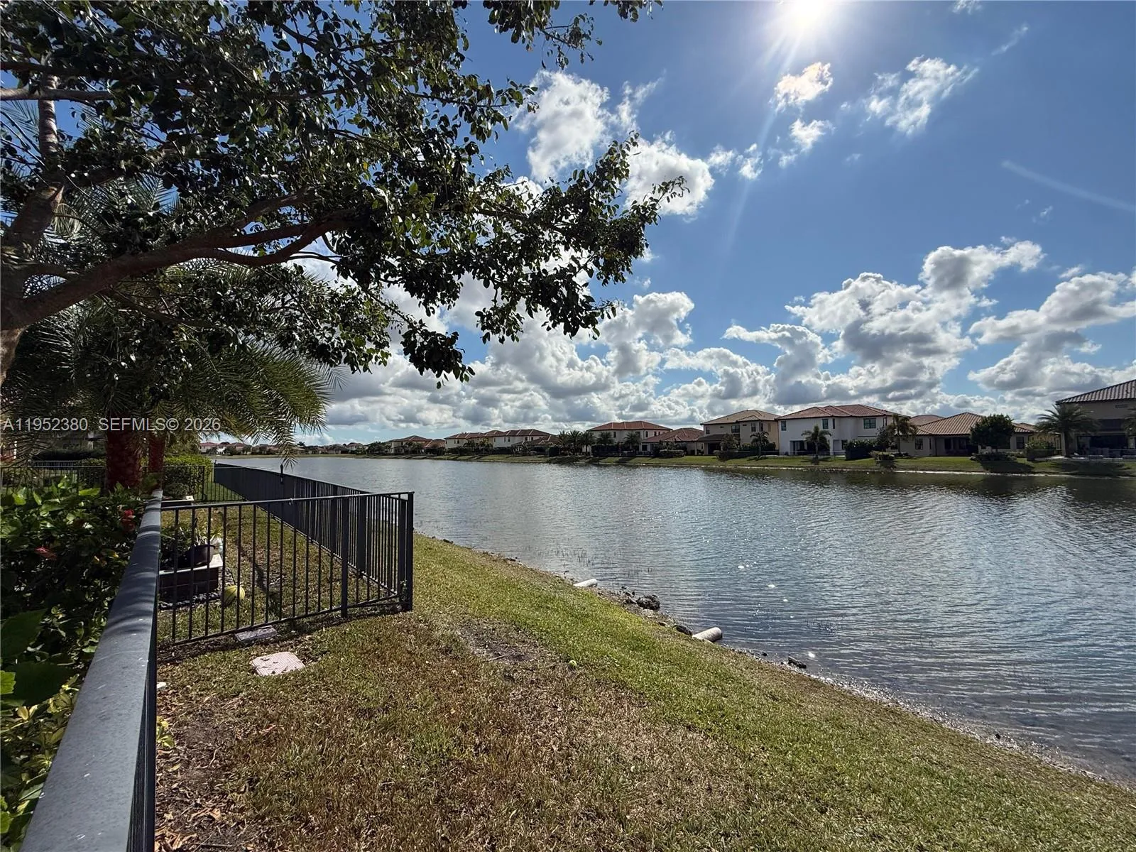 12160 N Baypoint Cir, Parkland, Florida 33076, Parkland, Florida 33076, 3 Bedrooms Bedrooms, ,2 BathroomsBathrooms,Residential,For Sale,12160 N Baypoint Cir, Parkland, Florida 33076,A11952380
