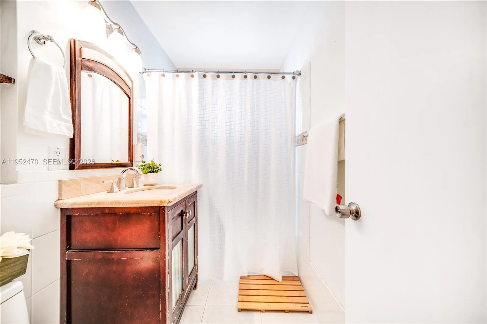 1230 Ne 23rd Ct, Pompano Beach, Florida 33064, Pompano Beach, Florida 33064, 4 Bedrooms Bedrooms, ,3 BathroomsBathrooms,Residential,For Sale,1230 Ne 23rd Ct, Pompano Beach, Florida 33064,A11952470