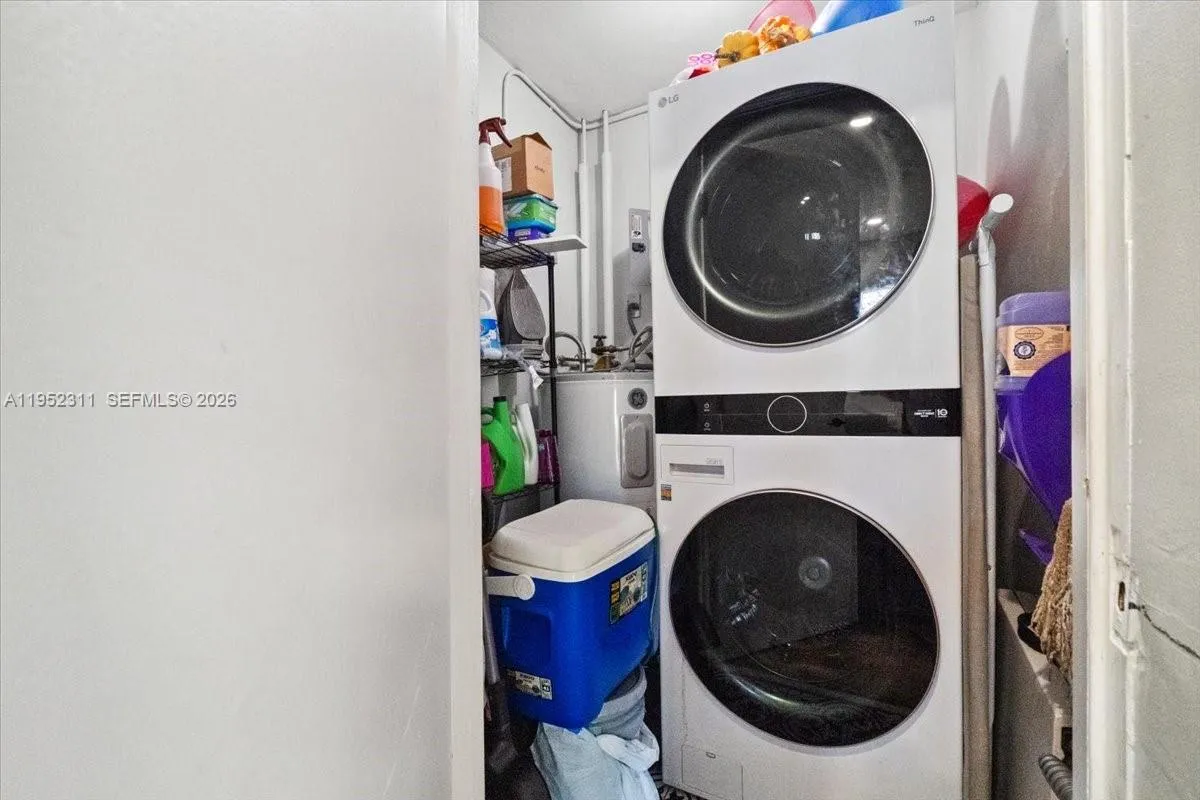 5402 Nw 25th Ter, Tamarac, Florida 33309, Tamarac, Florida 33309, 2 Bedrooms Bedrooms, ,1 BathroomBathrooms,Residential,For Sale,5402 Nw 25th Ter, Tamarac, Florida 33309,A11952311