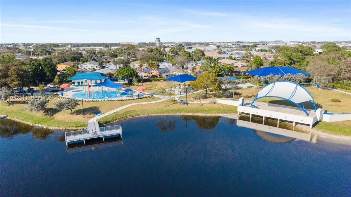 5402 Nw 25th Ter, Tamarac, Florida 33309, Tamarac, Florida 33309, 2 Bedrooms Bedrooms, ,1 BathroomBathrooms,Residential,For Sale,5402 Nw 25th Ter, Tamarac, Florida 33309,A11952311