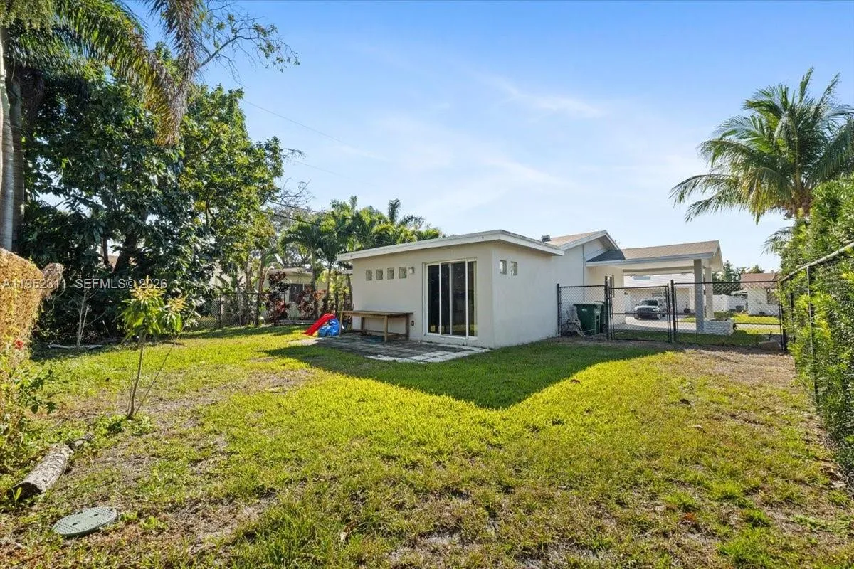5402 Nw 25th Ter, Tamarac, Florida 33309, Tamarac, Florida 33309, 2 Bedrooms Bedrooms, ,1 BathroomBathrooms,Residential,For Sale,5402 Nw 25th Ter, Tamarac, Florida 33309,A11952311