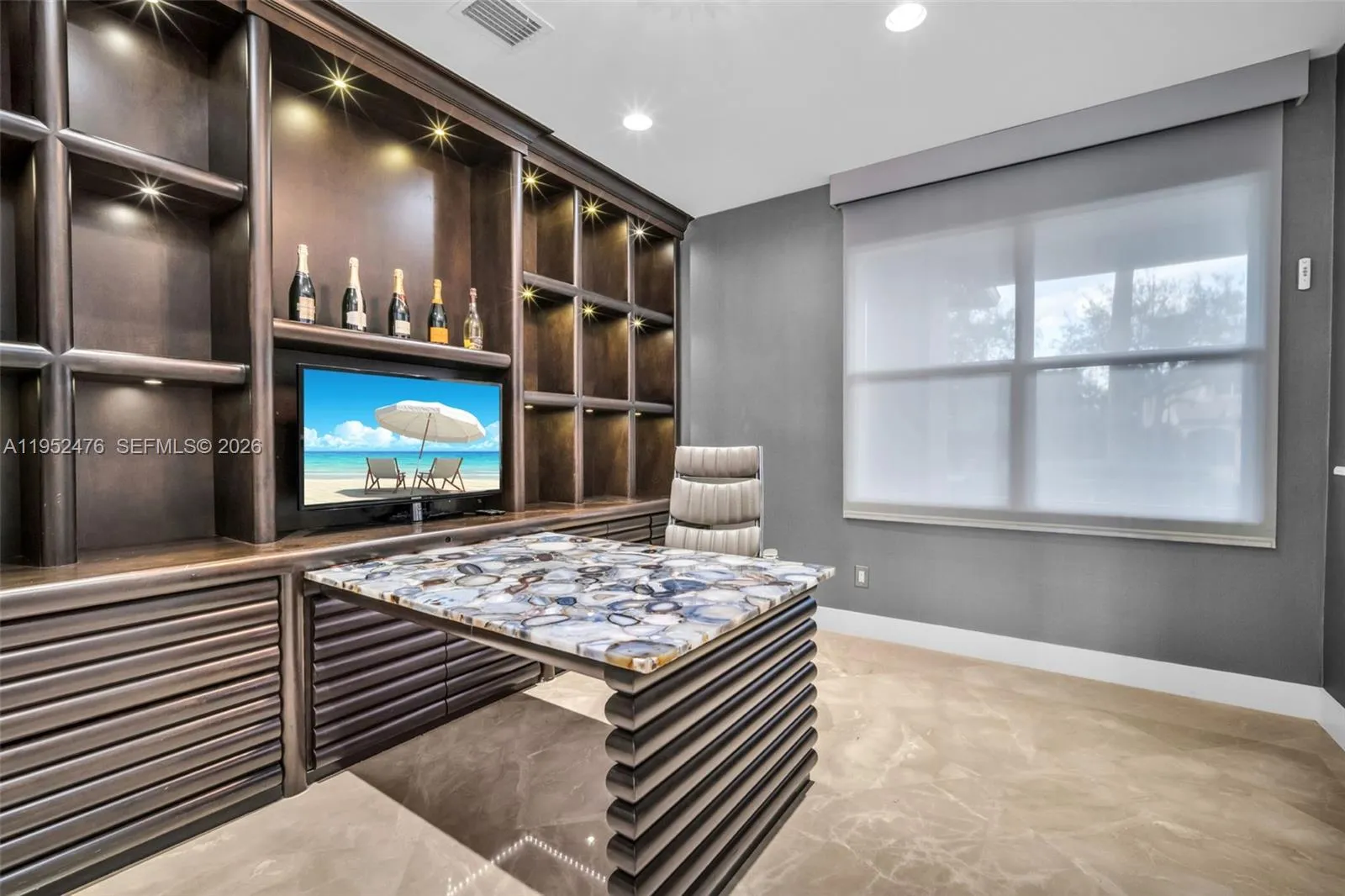 10792 Pine Lodge Trl, Davie, Florida 33328, Davie, Florida 33328, 6 Bedrooms Bedrooms, 4 Rooms Rooms,7 BathroomsBathrooms,Residential,For Sale,10792 Pine Lodge Trl, Davie, Florida 33328,A11952476