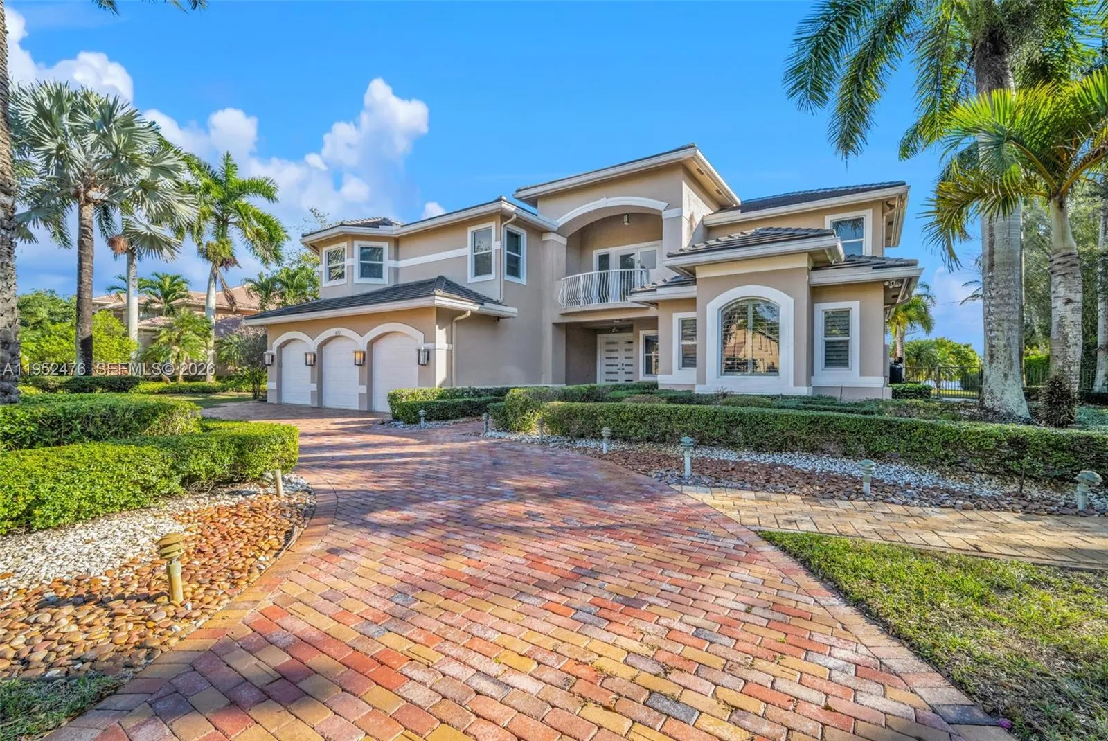 10792 Pine Lodge Trl, Davie, Florida 33328, Davie, Florida 33328, 6 Bedrooms Bedrooms, 4 Rooms Rooms,7 BathroomsBathrooms,Residential,For Sale,10792 Pine Lodge Trl, Davie, Florida 33328,A11952476