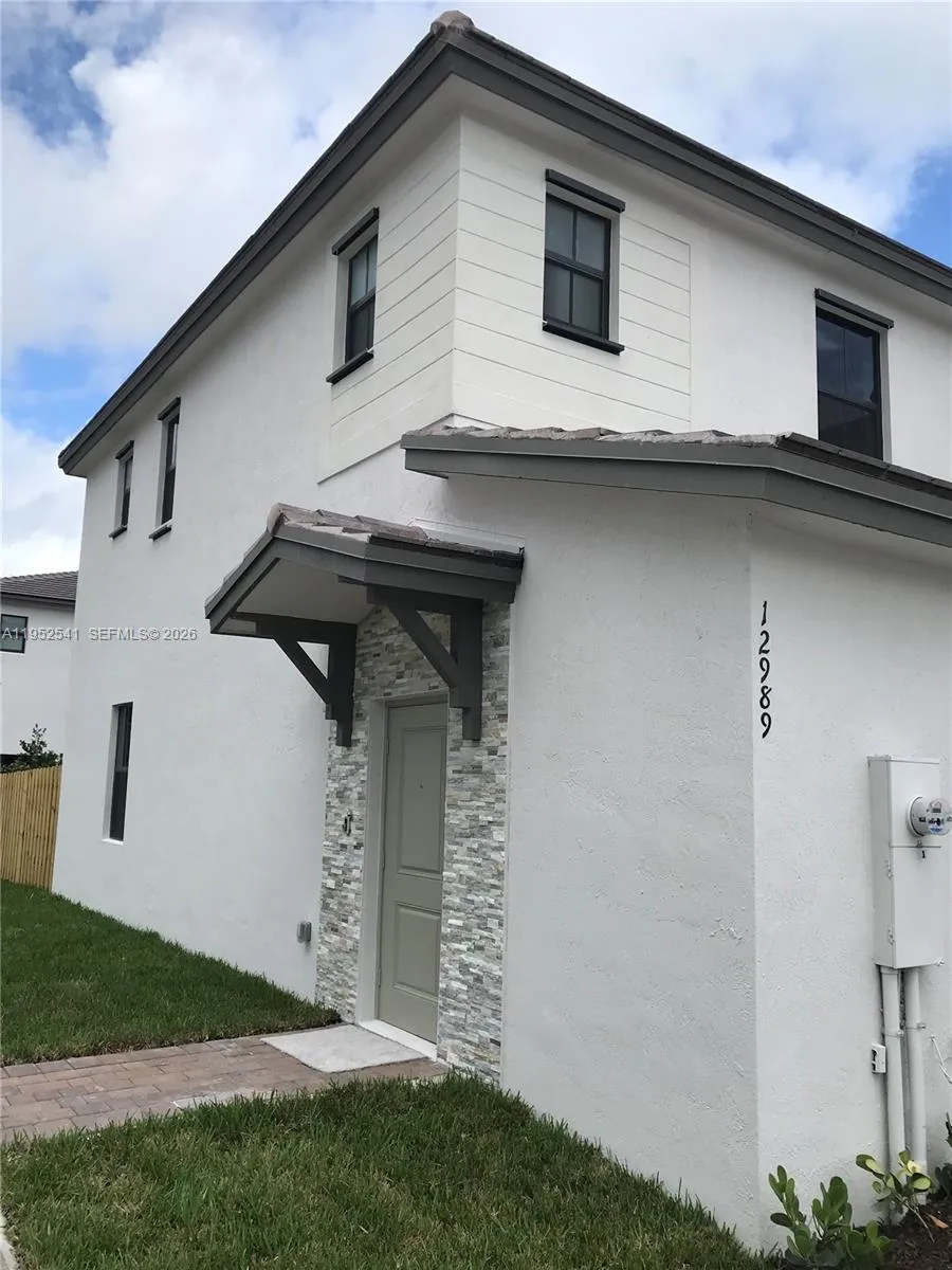 12989 Sw 233rd Ter 12989, Miami, Florida 33032, Miami, Florida 33032, 3 Bedrooms Bedrooms, ,3 BathroomsBathrooms,Residential,For Sale,12989 Sw 233rd Ter 12989, Miami, Florida 33032,A11952541