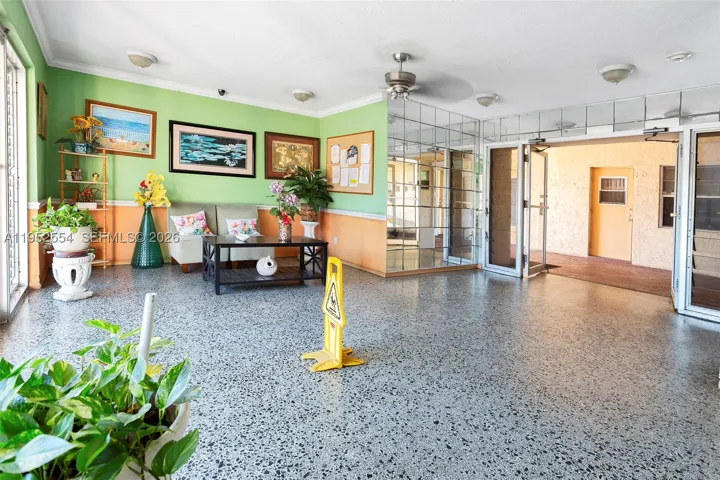 RECEPTION LOBBY