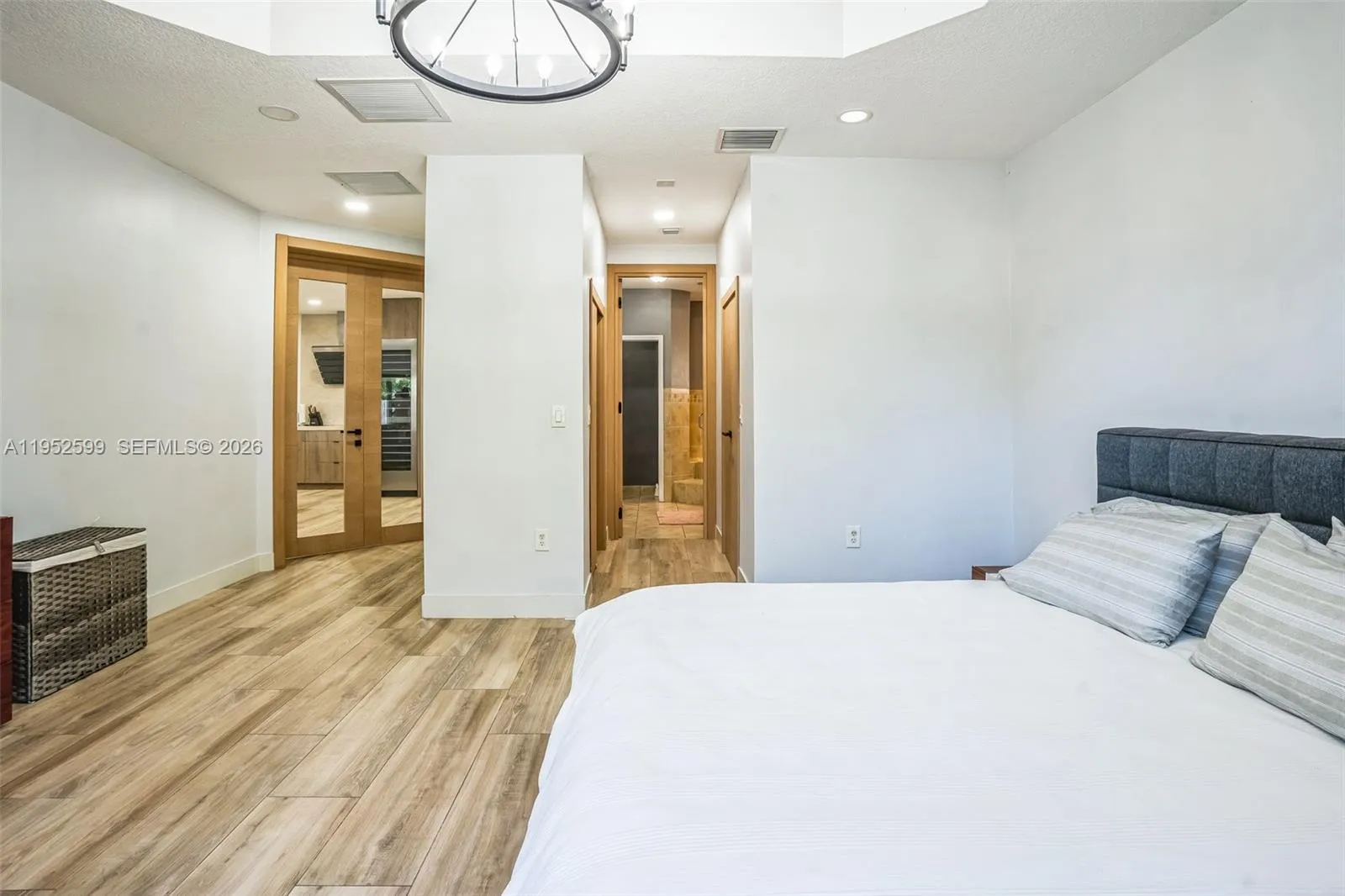 15619 Sw 14th St, Miami, Florida 33194, Miami, Florida 33194, 3 Bedrooms Bedrooms, ,2 BathroomsBathrooms,Residential,For Sale,15619 Sw 14th St, Miami, Florida 33194,A11952599