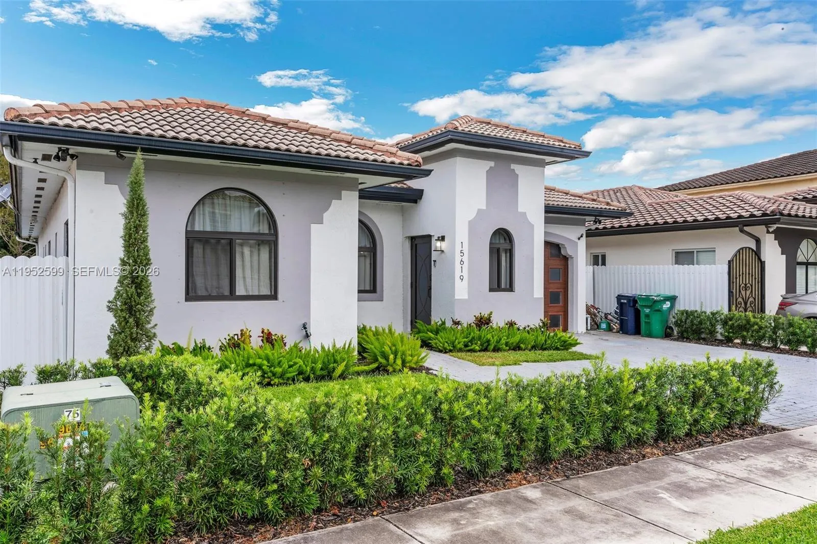 15619 Sw 14th St, Miami, Florida 33194, Miami, Florida 33194, 3 Bedrooms Bedrooms, ,2 BathroomsBathrooms,Residential,For Sale,15619 Sw 14th St, Miami, Florida 33194,A11952599