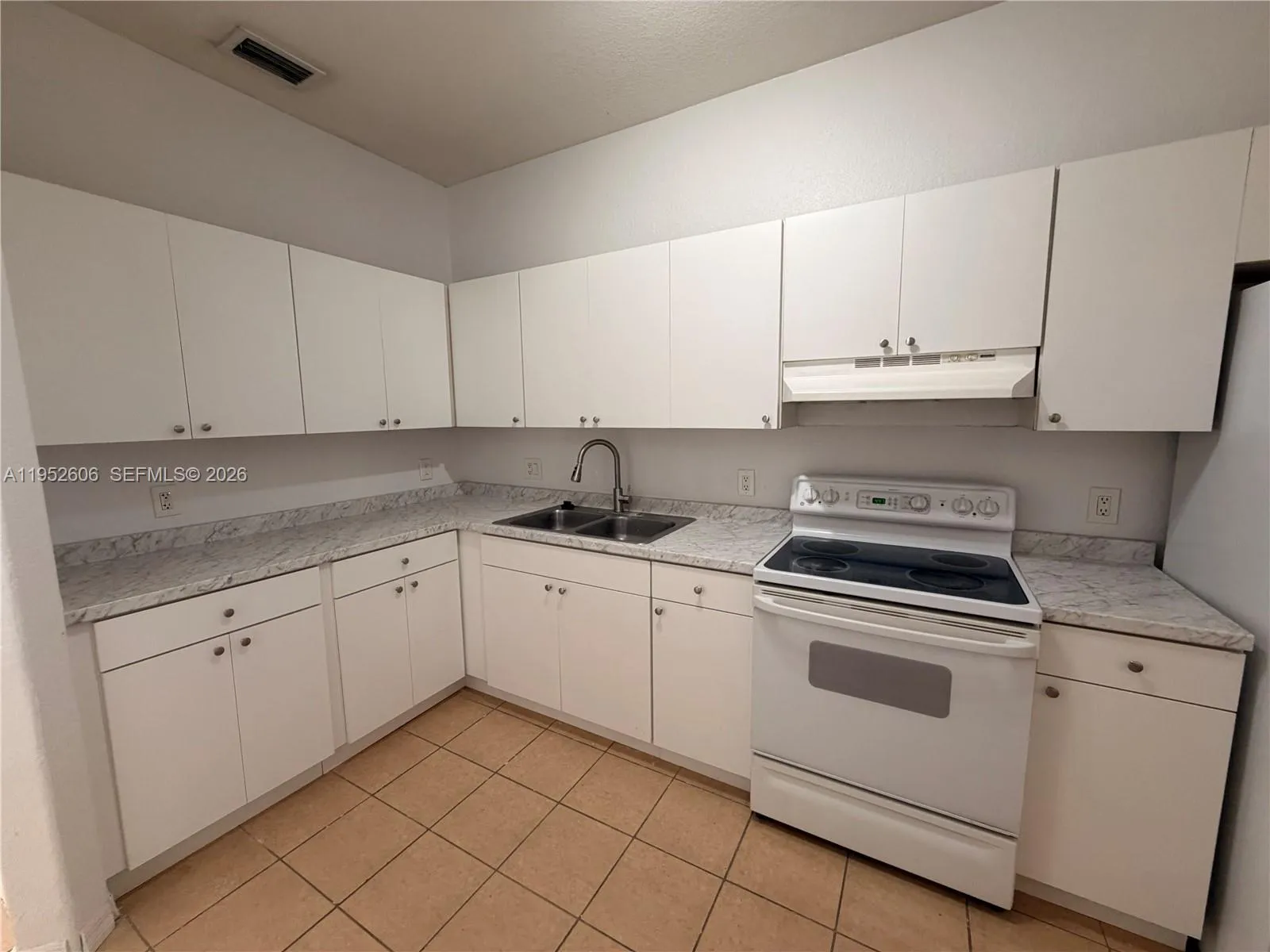 13264 Old Biscayne Dr 405, Homestead, Florida 3303, Homestead, Florida 33033, 2 Bedrooms Bedrooms, ,2 BathroomsBathrooms,Residential,For Sale,13264 Old Biscayne Dr 405, Homestead, Florida 3303,A11952606