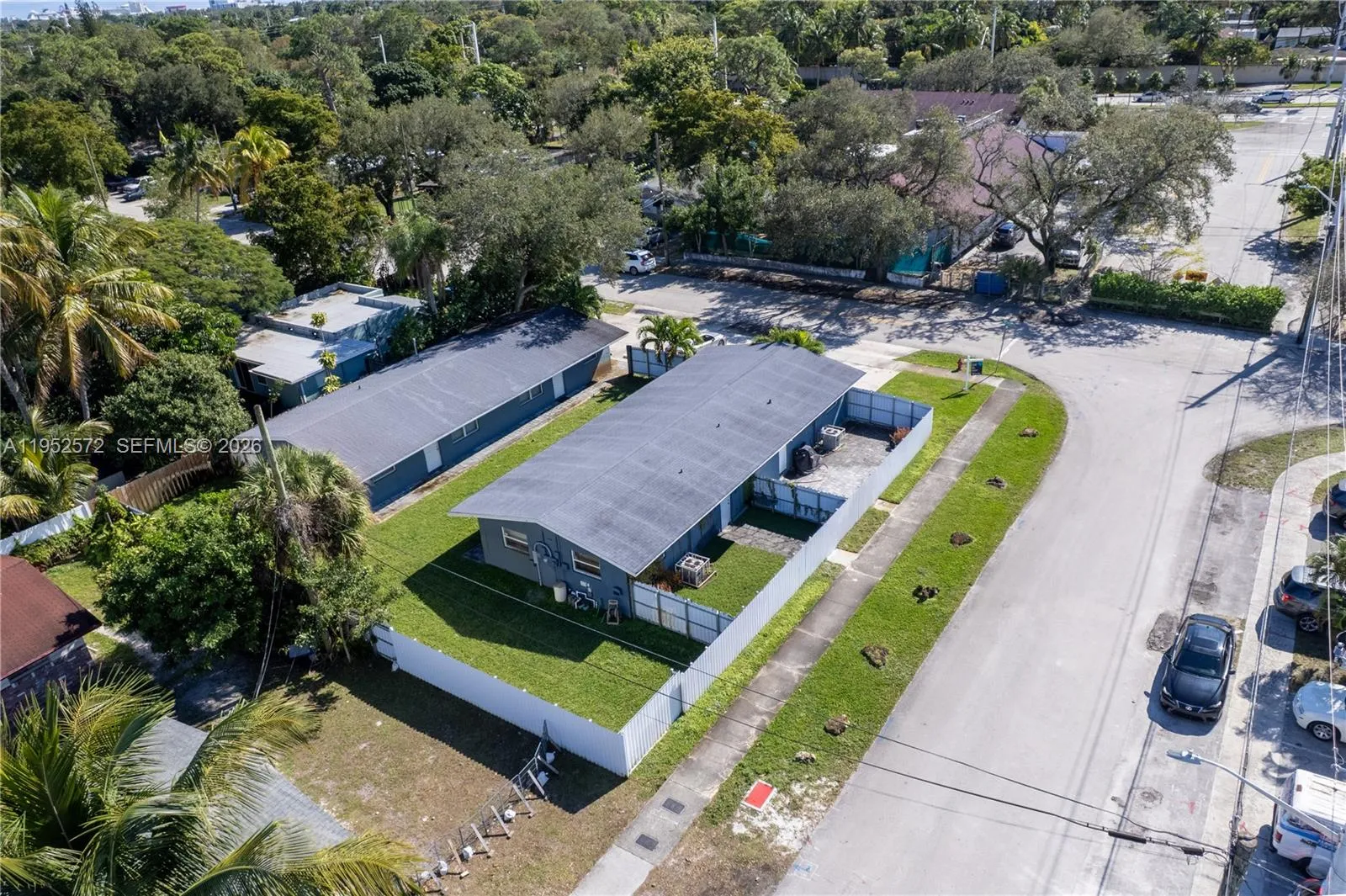 1721 - 1725 Sw 11th Ct, Fort Lauderdale, Florida 3, Fort Lauderdale, Florida 33312, ,Residential Income,For Sale,1721 - 1725 Sw 11th Ct, Fort Lauderdale, Florida 3,A11952572