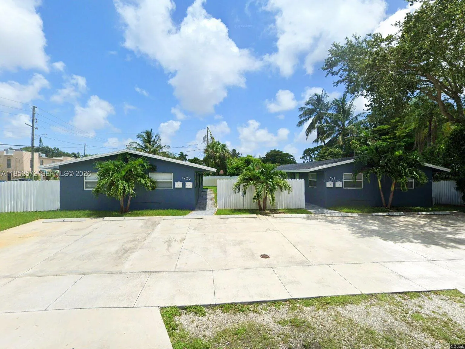 1721 - 1725 Sw 11th Ct, Fort Lauderdale, Florida 3, Fort Lauderdale, Florida 33312, ,Residential Income,For Sale,1721 - 1725 Sw 11th Ct, Fort Lauderdale, Florida 3,A11952572