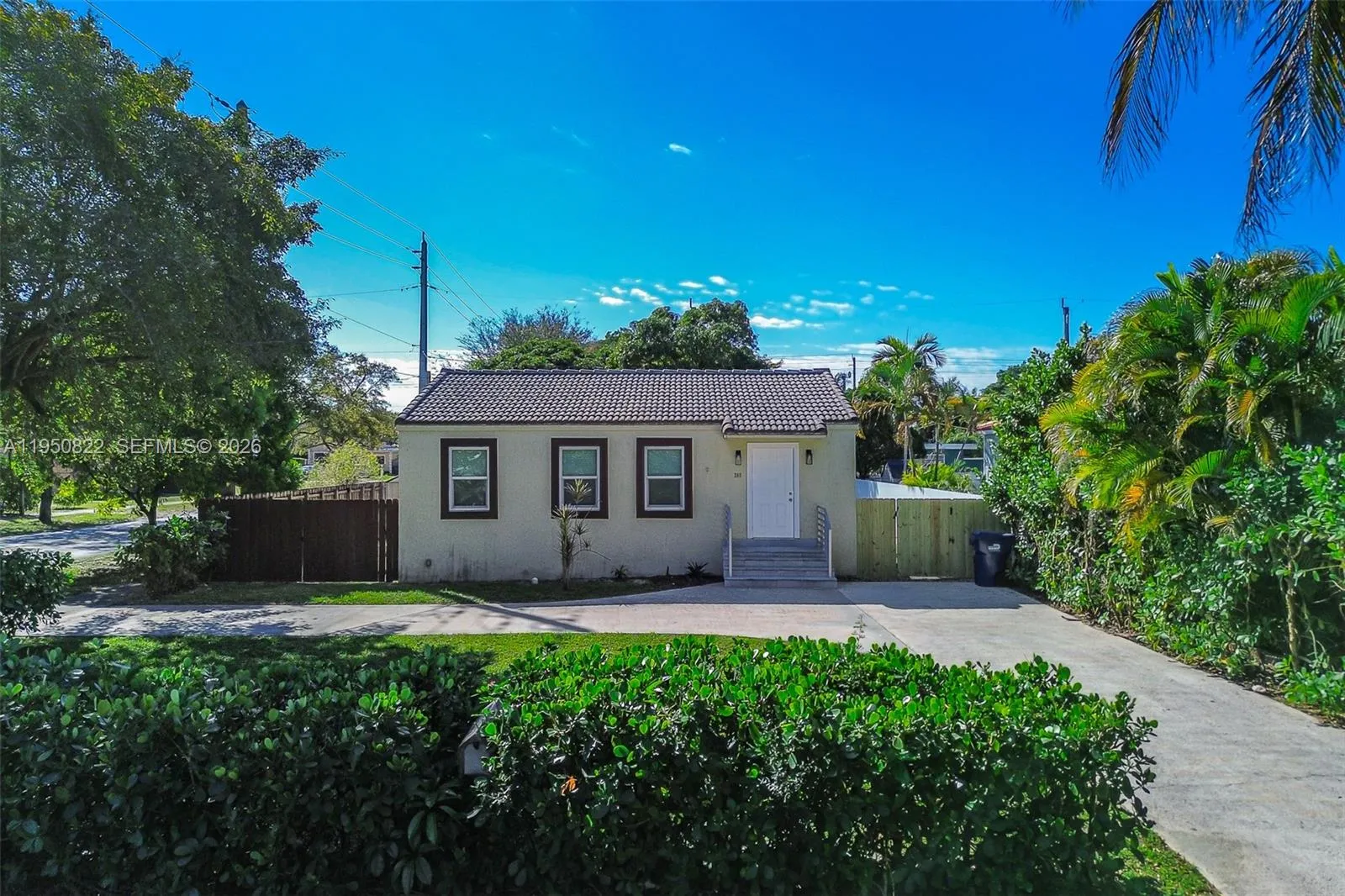 200 Carlisle Dr, Miami Springs, Florida 33166, Miami Springs, Florida 33166, 4 Bedrooms Bedrooms, ,2 BathroomsBathrooms,Residential,For Sale,200 Carlisle Dr, Miami Springs, Florida 33166,A11950822