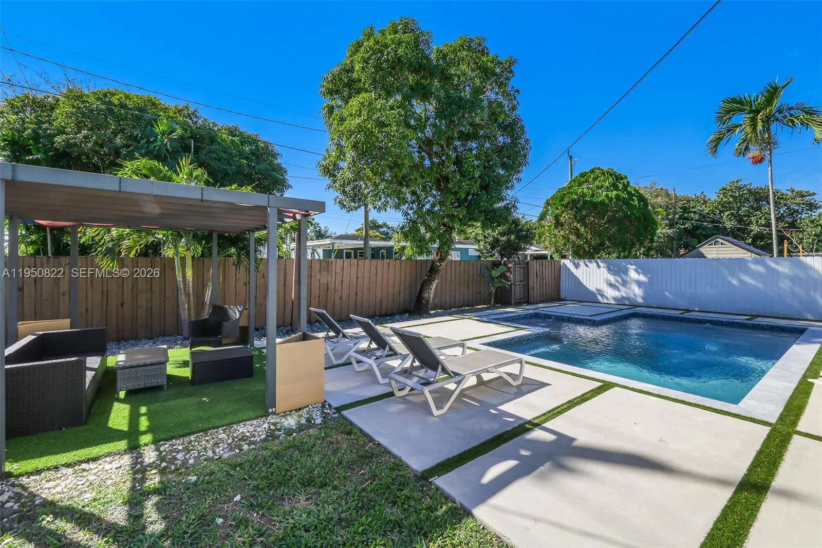 200 Carlisle Dr, Miami Springs, Florida 33166, Miami Springs, Florida 33166, 4 Bedrooms Bedrooms, ,2 BathroomsBathrooms,Residential,For Sale,200 Carlisle Dr, Miami Springs, Florida 33166,A11950822