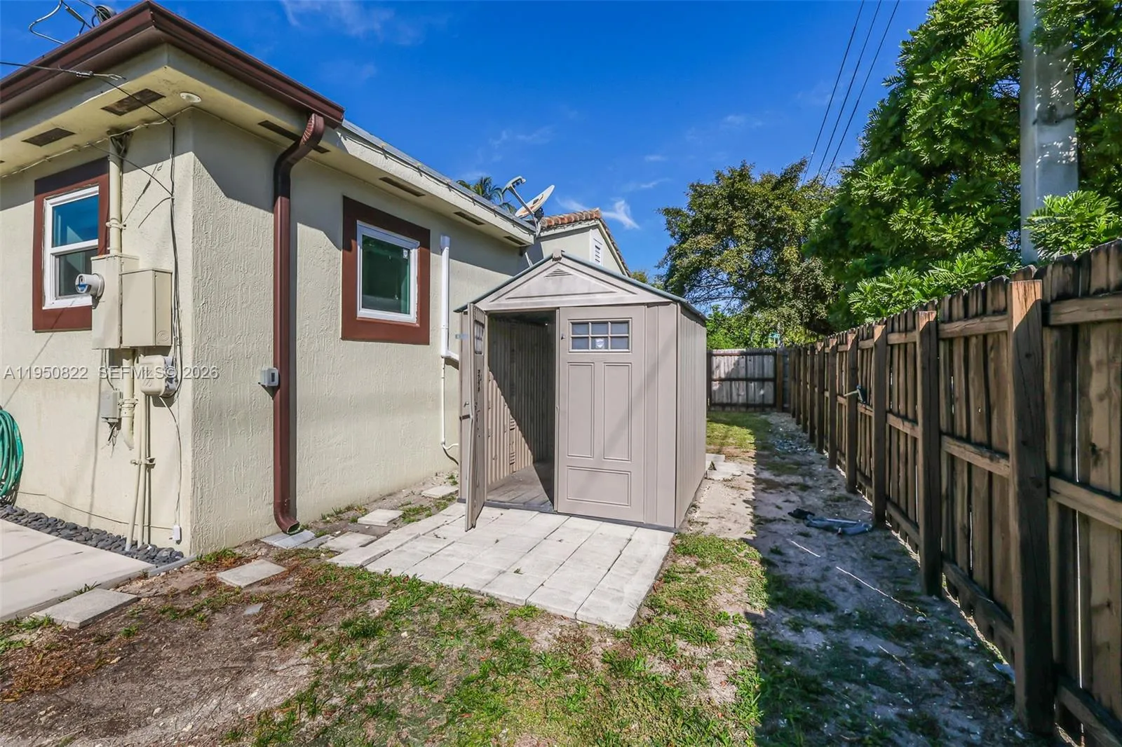 200 Carlisle Dr, Miami Springs, Florida 33166, Miami Springs, Florida 33166, 4 Bedrooms Bedrooms, ,2 BathroomsBathrooms,Residential,For Sale,200 Carlisle Dr, Miami Springs, Florida 33166,A11950822