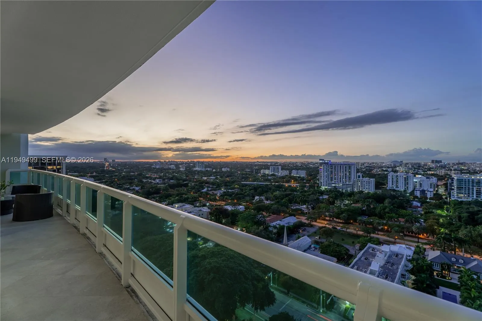 1643 Brickell Ave 2506, Miami, Florida 33129, Miami, Florida 33129, 2 Bedrooms Bedrooms, ,2 BathroomsBathrooms,Residential,For Sale,1643 Brickell Ave 2506, Miami, Florida 33129,A11949499