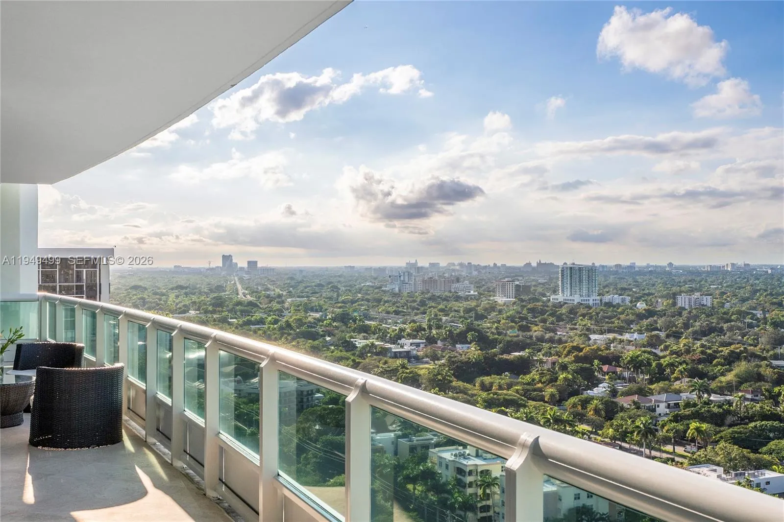 1643 Brickell Ave 2506, Miami, Florida 33129, Miami, Florida 33129, 2 Bedrooms Bedrooms, ,2 BathroomsBathrooms,Residential,For Sale,1643 Brickell Ave 2506, Miami, Florida 33129,A11949499