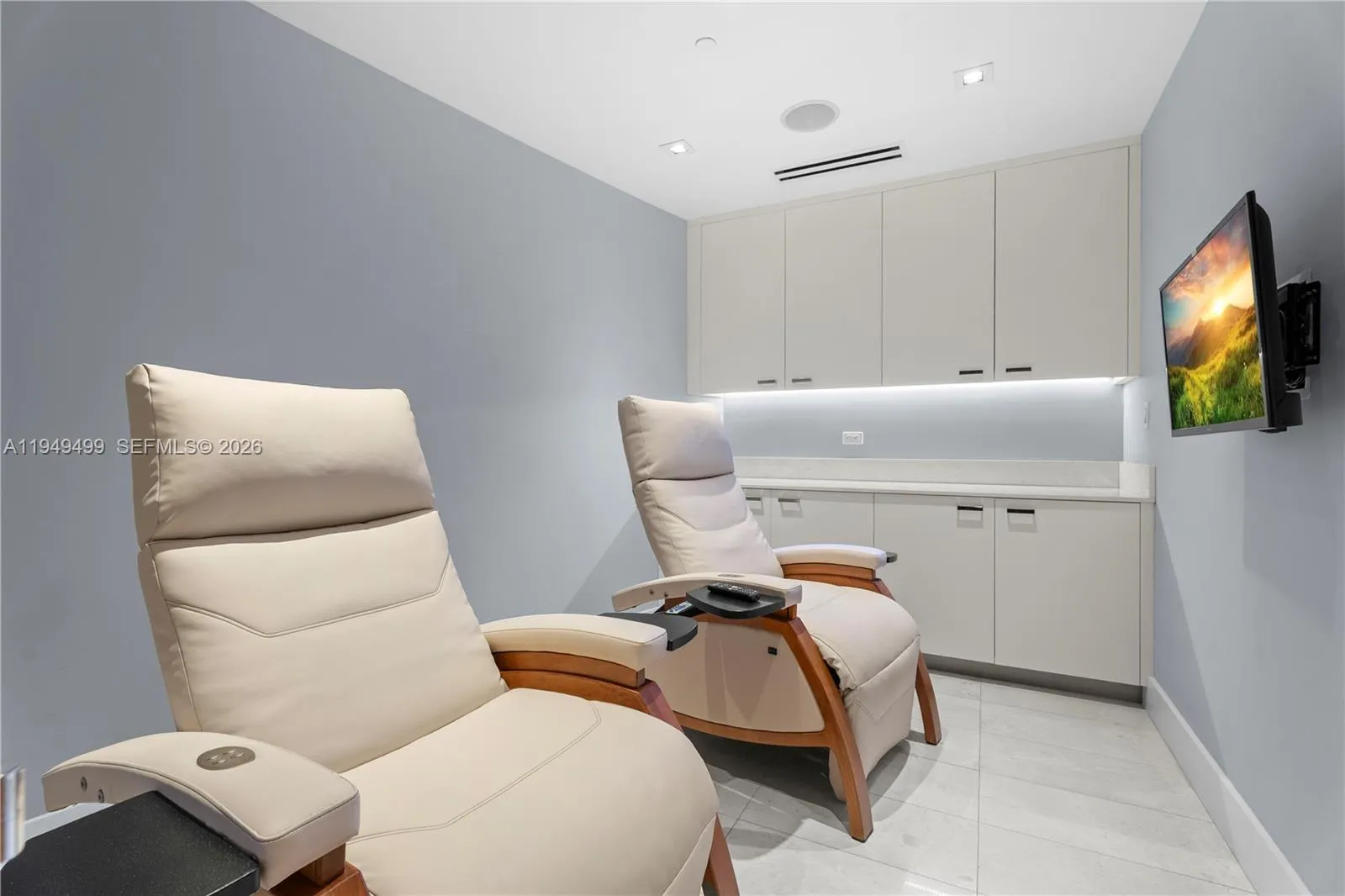1643 Brickell Ave 2506, Miami, Florida 33129, Miami, Florida 33129, 2 Bedrooms Bedrooms, ,2 BathroomsBathrooms,Residential,For Sale,1643 Brickell Ave 2506, Miami, Florida 33129,A11949499
