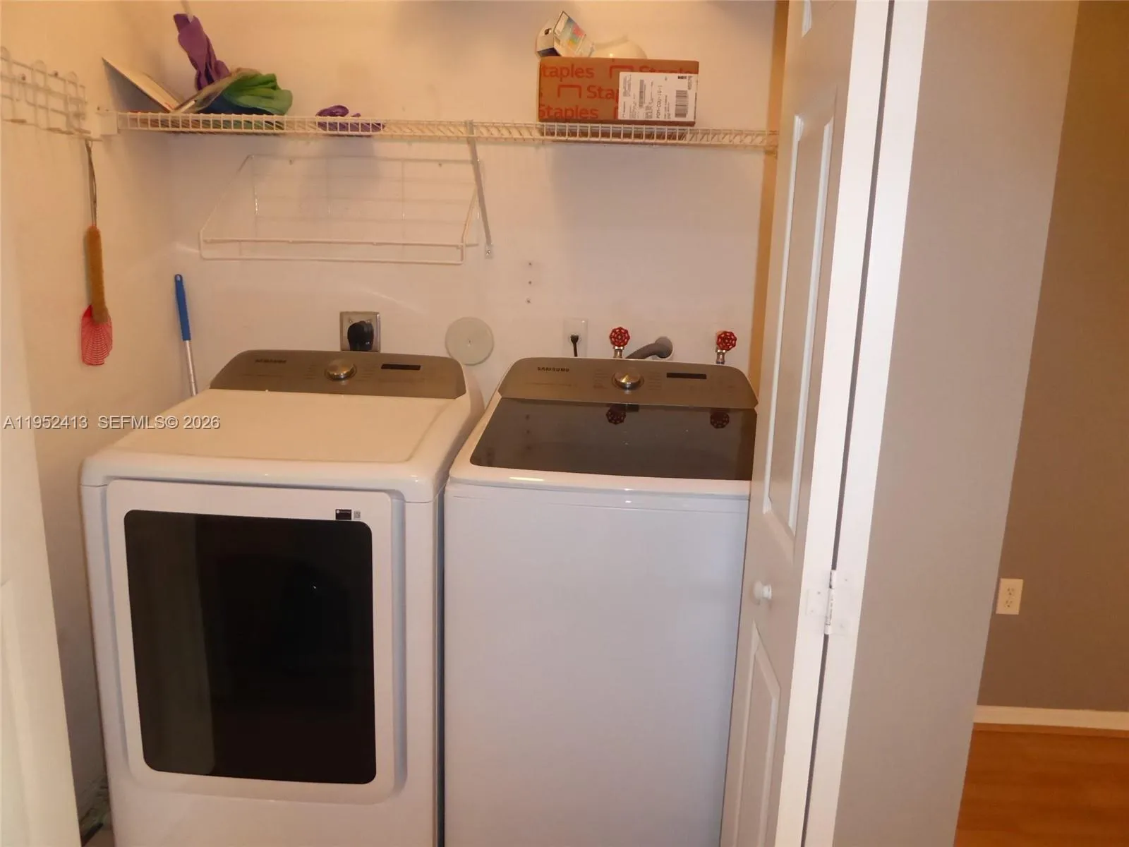 2306 Se 23rd Rd 2306, Homestead, Florida 33035, Homestead, Florida 33035, 3 Bedrooms Bedrooms, ,2 BathroomsBathrooms,Residential,For Sale,2306 Se 23rd Rd 2306, Homestead, Florida 33035,A11952413