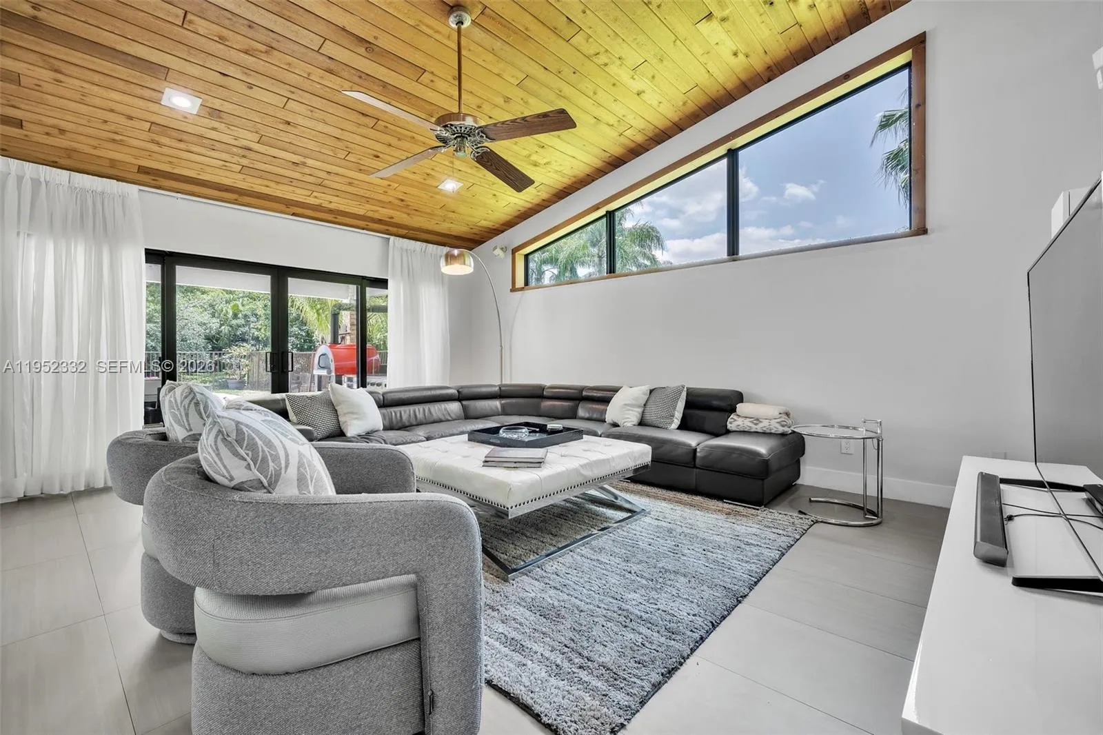 11850 Oak Leaf Dr., Davie, Florida 33330, Davie, Florida 33330, 4 Bedrooms Bedrooms, ,3 BathroomsBathrooms,Residential,For Sale,11850 Oak Leaf Dr., Davie, Florida 33330,A11952332