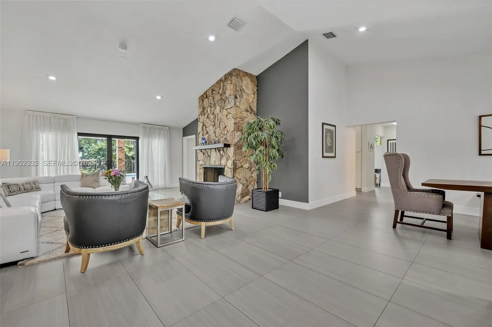 11850 Oak Leaf Dr., Davie, Florida 33330, Davie, Florida 33330, 4 Bedrooms Bedrooms, ,3 BathroomsBathrooms,Residential,For Sale,11850 Oak Leaf Dr., Davie, Florida 33330,A11952332