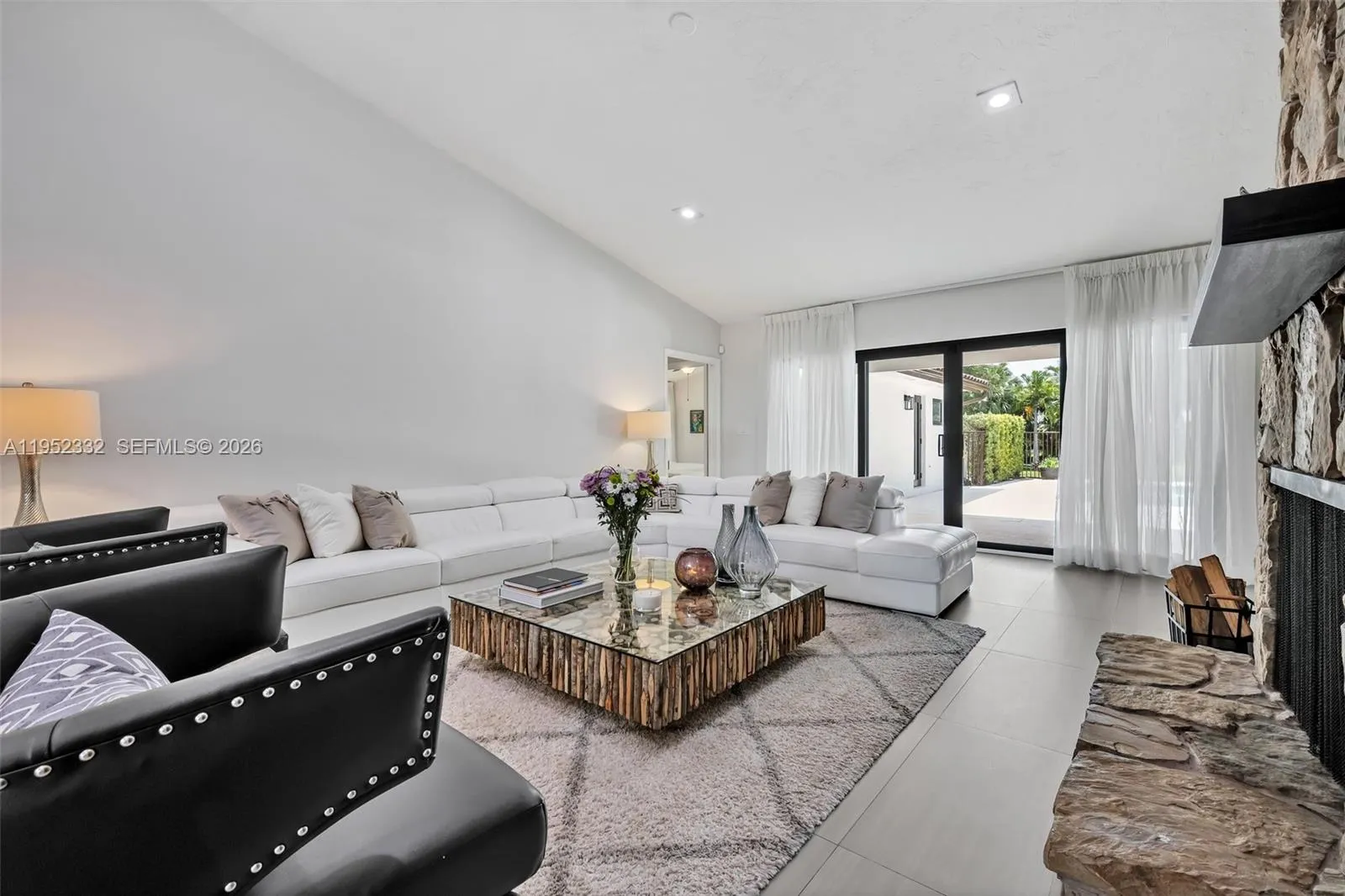 11850 Oak Leaf Dr., Davie, Florida 33330, Davie, Florida 33330, 4 Bedrooms Bedrooms, ,3 BathroomsBathrooms,Residential,For Sale,11850 Oak Leaf Dr., Davie, Florida 33330,A11952332