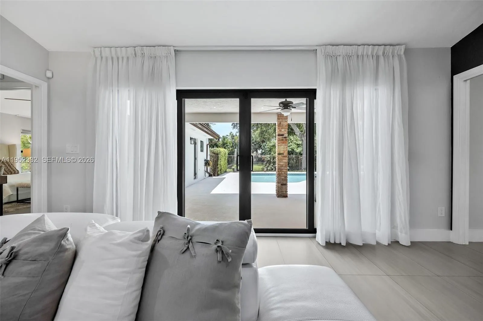 11850 Oak Leaf Dr., Davie, Florida 33330, Davie, Florida 33330, 4 Bedrooms Bedrooms, ,3 BathroomsBathrooms,Residential,For Sale,11850 Oak Leaf Dr., Davie, Florida 33330,A11952332