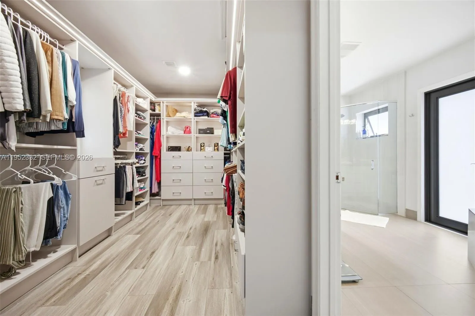 11850 Oak Leaf Dr., Davie, Florida 33330, Davie, Florida 33330, 4 Bedrooms Bedrooms, ,3 BathroomsBathrooms,Residential,For Sale,11850 Oak Leaf Dr., Davie, Florida 33330,A11952332