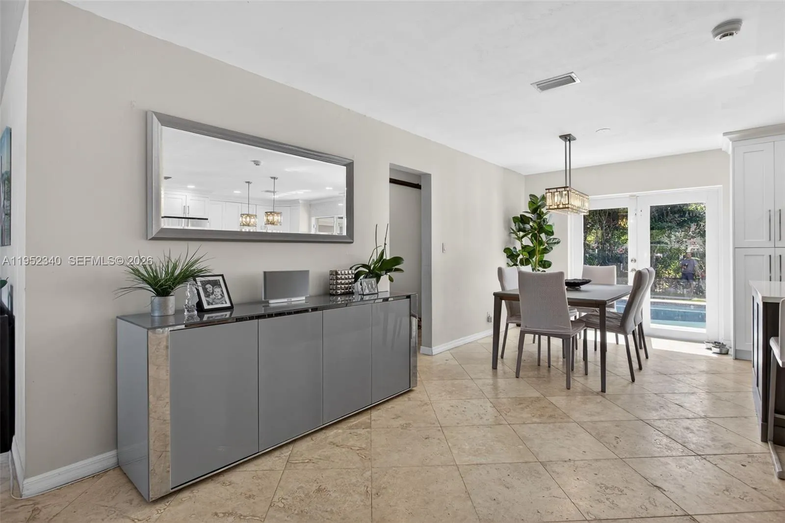 2910 Ne 52nd St, Fort Lauderdale, Florida 33308, Fort Lauderdale, Florida 33308, 3 Bedrooms Bedrooms, ,3 BathroomsBathrooms,Residential,For Sale,2910 Ne 52nd St, Fort Lauderdale, Florida 33308,A11952340