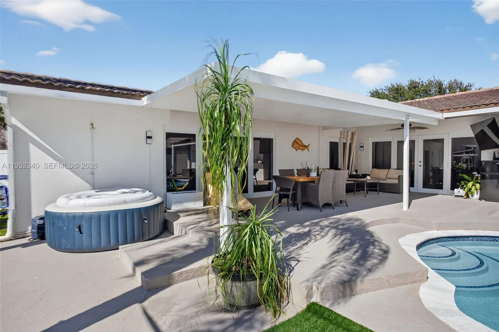 2910 Ne 52nd St, Fort Lauderdale, Florida 33308, Fort Lauderdale, Florida 33308, 3 Bedrooms Bedrooms, ,3 BathroomsBathrooms,Residential,For Sale,2910 Ne 52nd St, Fort Lauderdale, Florida 33308,A11952340