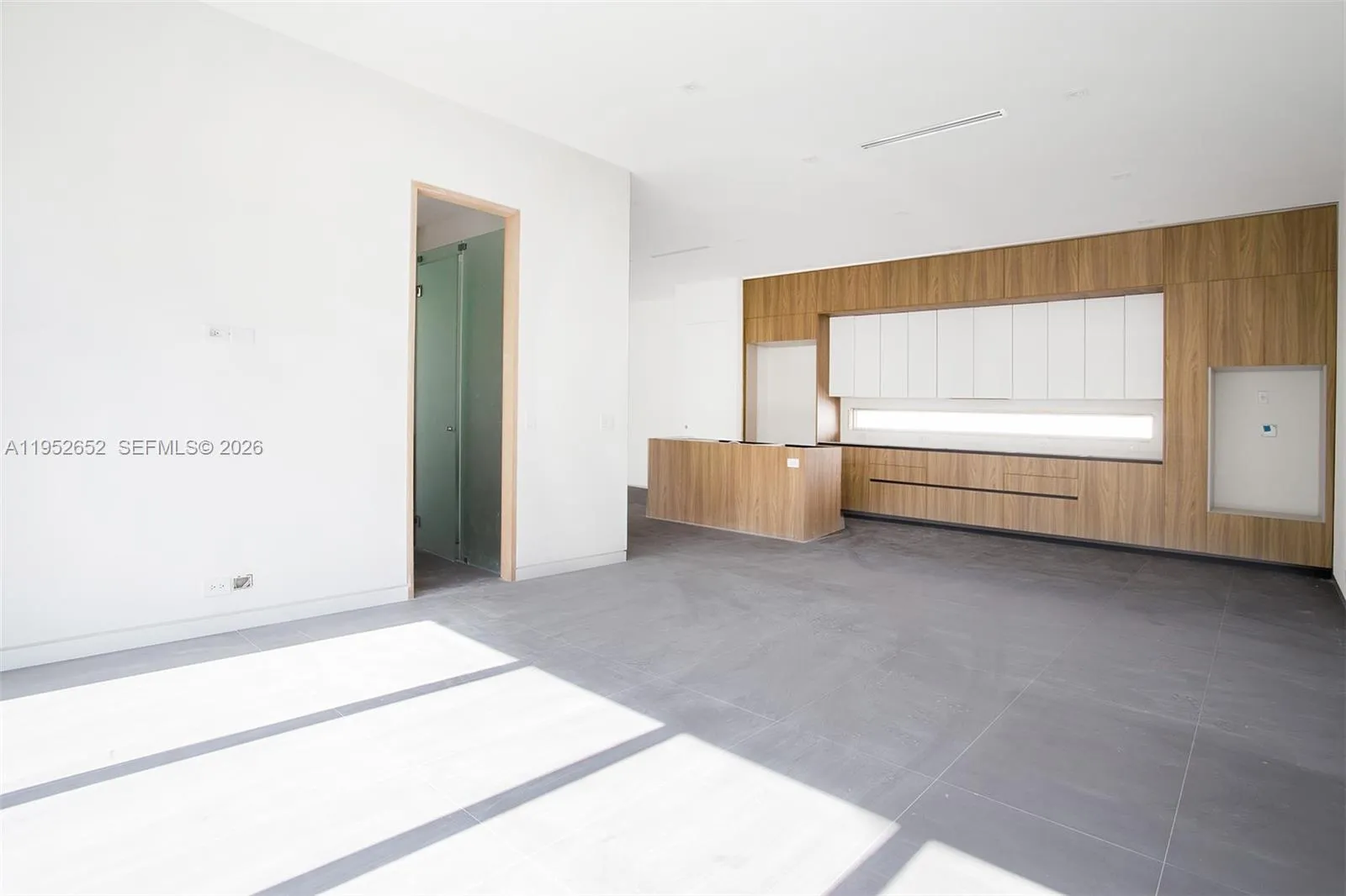 1105 Sw 22nd Ter, Miami, Florida 33129, Miami, Florida 33129, 3 Bedrooms Bedrooms, ,4 BathroomsBathrooms,Residential,For Sale,1105 Sw 22nd Ter, Miami, Florida 33129,A11952652