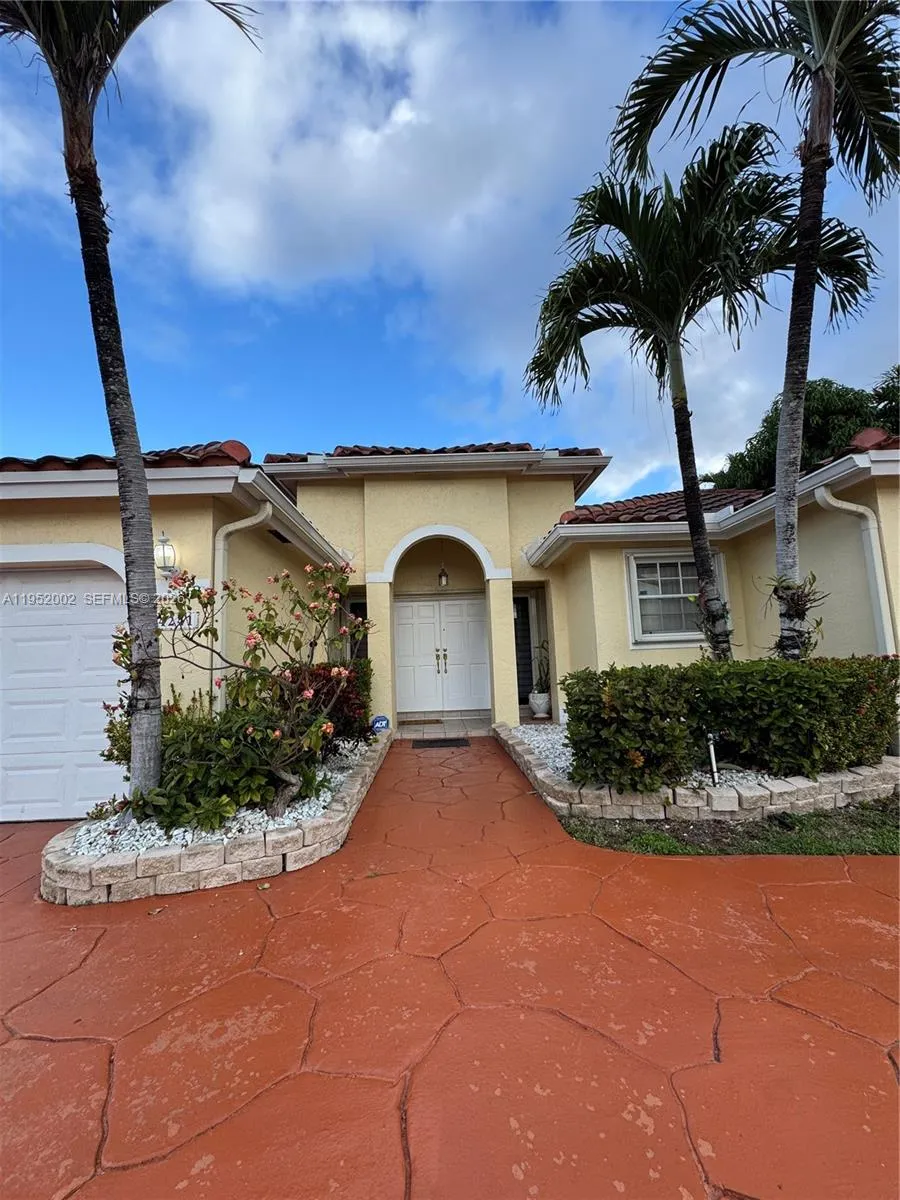 14241 Sw 36th St, Miami, Florida 33175, Miami, Florida 33175, 3 Bedrooms Bedrooms, ,2 BathroomsBathrooms,Residential,For Sale,14241 Sw 36th St, Miami, Florida 33175,A11952002