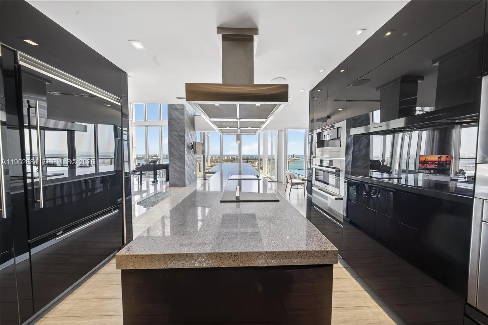 1100 Biscayne Blvd 5306, Miami, Florida 33132, Miami, Florida 33132, 6 Bedrooms Bedrooms, 1 Room Rooms,6 BathroomsBathrooms,Residential,For Sale,1100 Biscayne Blvd 5306, Miami, Florida 33132,A11952684