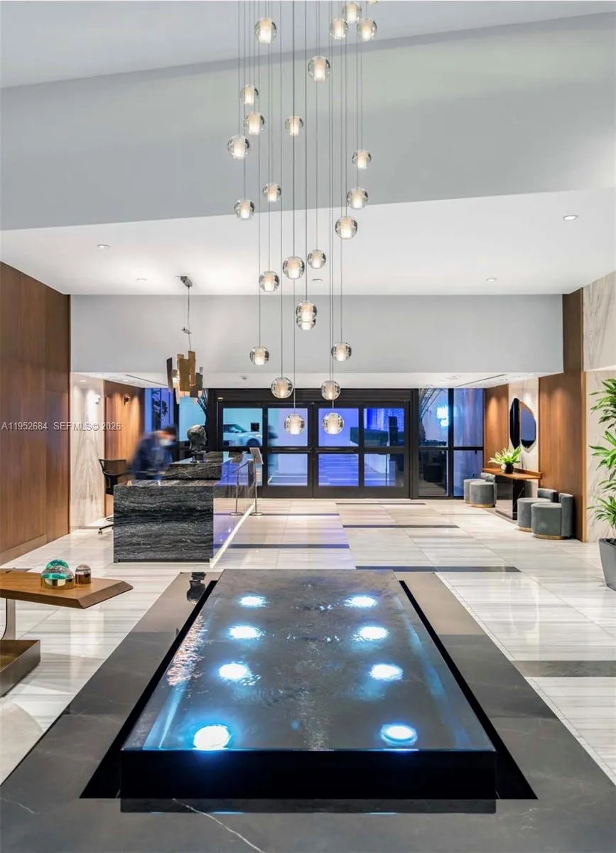 1100 Biscayne Blvd 5306, Miami, Florida 33132, Miami, Florida 33132, 6 Bedrooms Bedrooms, 1 Room Rooms,6 BathroomsBathrooms,Residential,For Sale,1100 Biscayne Blvd 5306, Miami, Florida 33132,A11952684