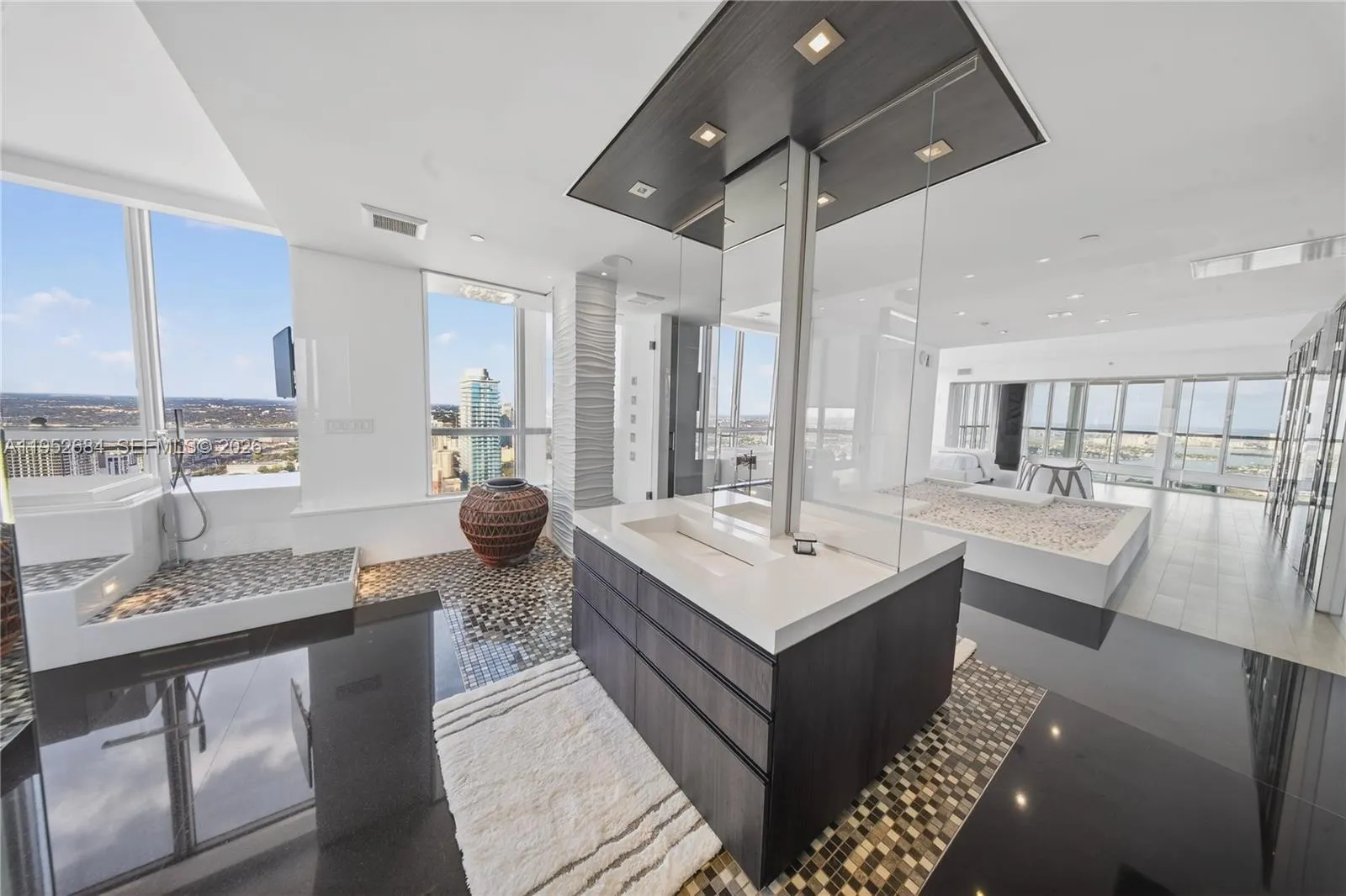 1100 Biscayne Blvd 5306, Miami, Florida 33132, Miami, Florida 33132, 6 Bedrooms Bedrooms, 1 Room Rooms,6 BathroomsBathrooms,Residential,For Sale,1100 Biscayne Blvd 5306, Miami, Florida 33132,A11952684