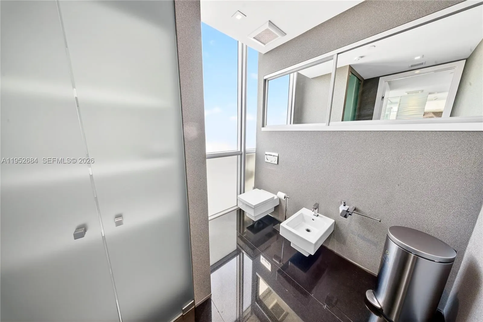 1100 Biscayne Blvd 5306, Miami, Florida 33132, Miami, Florida 33132, 6 Bedrooms Bedrooms, 1 Room Rooms,6 BathroomsBathrooms,Residential,For Sale,1100 Biscayne Blvd 5306, Miami, Florida 33132,A11952684