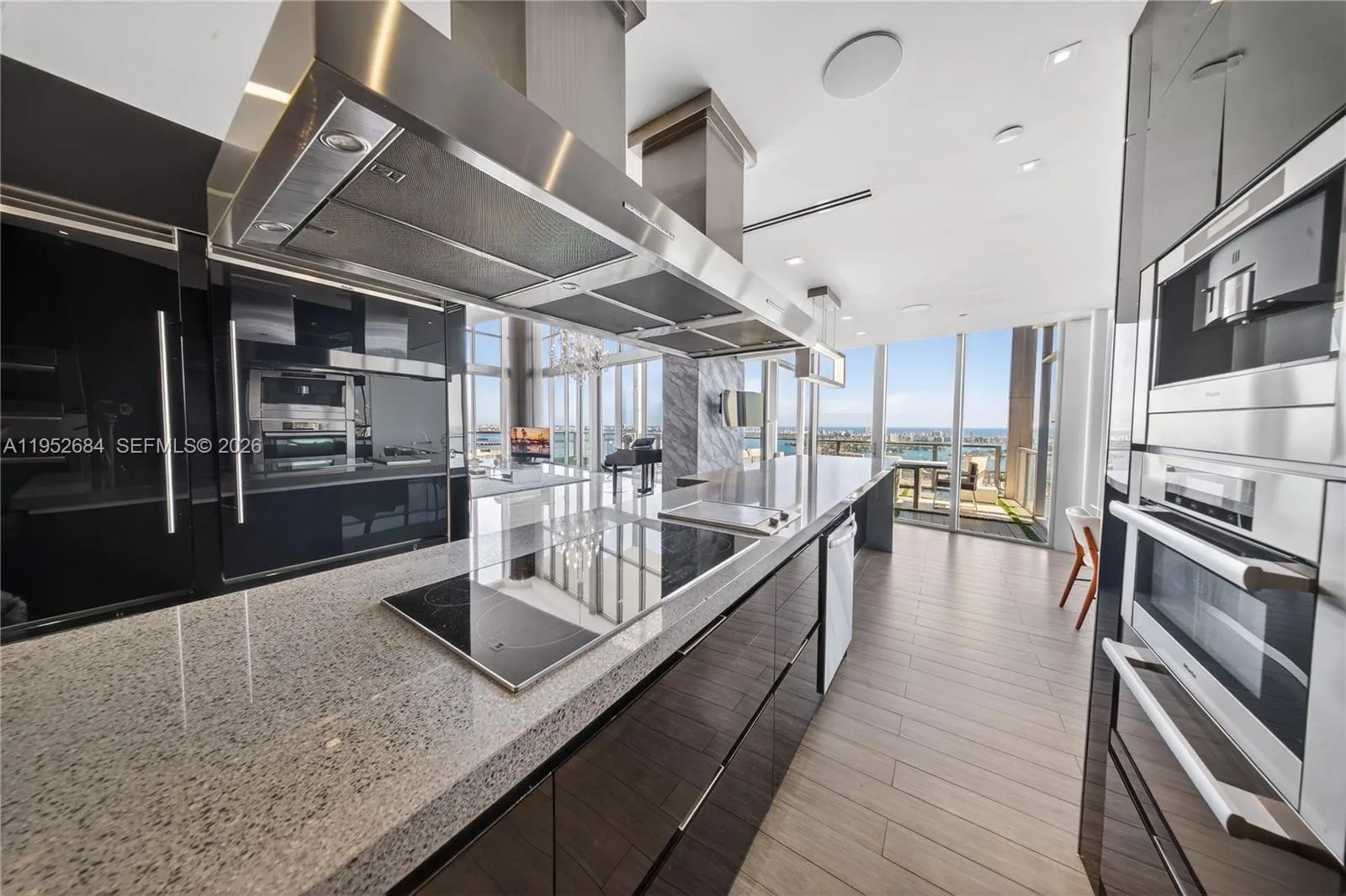 1100 Biscayne Blvd 5306, Miami, Florida 33132, Miami, Florida 33132, 6 Bedrooms Bedrooms, 1 Room Rooms,6 BathroomsBathrooms,Residential,For Sale,1100 Biscayne Blvd 5306, Miami, Florida 33132,A11952684
