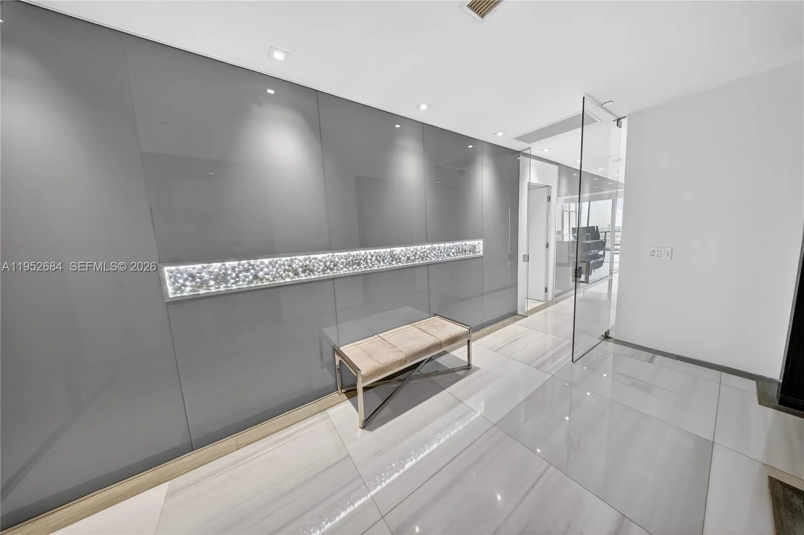 1100 Biscayne Blvd 5306, Miami, Florida 33132, Miami, Florida 33132, 6 Bedrooms Bedrooms, 1 Room Rooms,6 BathroomsBathrooms,Residential,For Sale,1100 Biscayne Blvd 5306, Miami, Florida 33132,A11952684