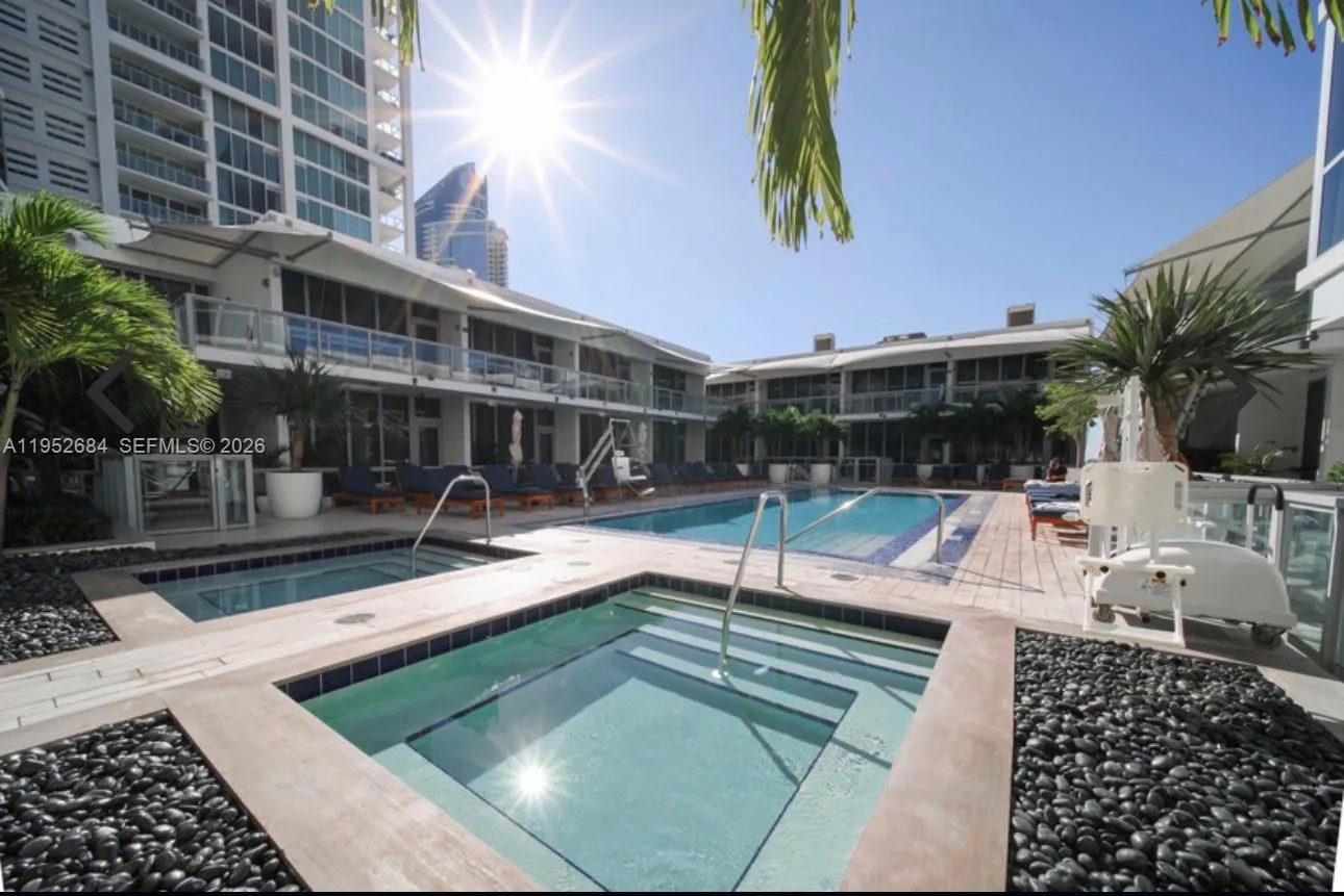 1100 Biscayne Blvd 5306, Miami, Florida 33132, Miami, Florida 33132, 6 Bedrooms Bedrooms, 1 Room Rooms,6 BathroomsBathrooms,Residential,For Sale,1100 Biscayne Blvd 5306, Miami, Florida 33132,A11952684