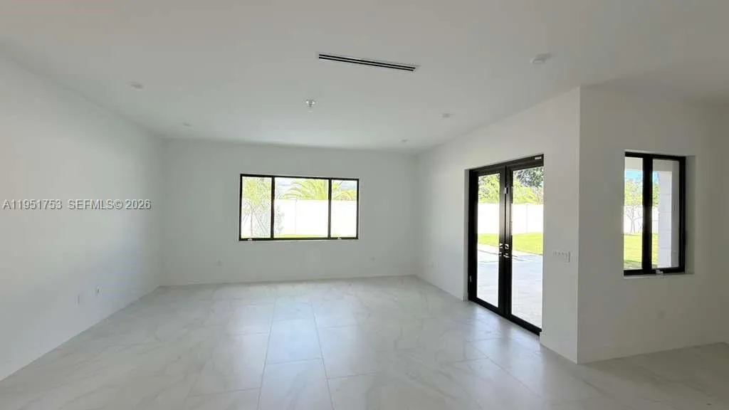 Miami, Florida 33179, 5 Bedrooms Bedrooms, ,4 BathroomsBathrooms,Residential Lease,For Rent,A11951753