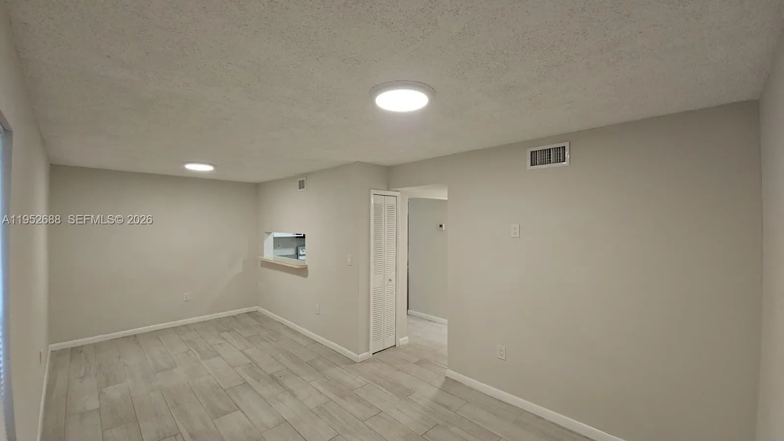 5720 Sw 5th St 3, Miami, Florida 33144, Miami, Florida 33144, 2 Bedrooms Bedrooms, ,1 BathroomBathrooms,Residential Lease,For Rent,5720 Sw 5th St 3, Miami, Florida 33144,A11952688