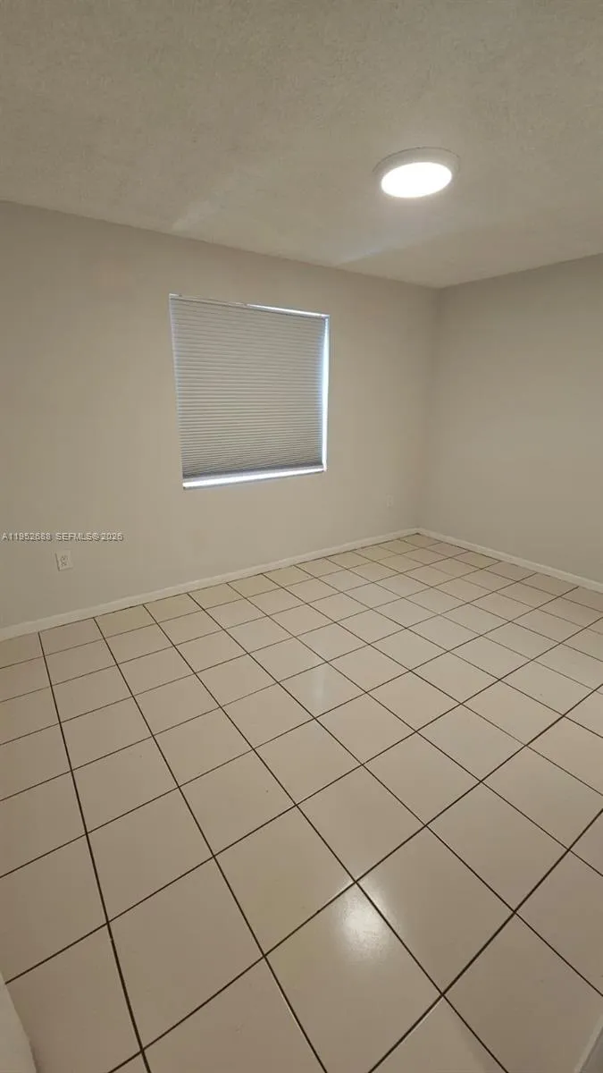 5720 Sw 5th St 3, Miami, Florida 33144, Miami, Florida 33144, 2 Bedrooms Bedrooms, ,1 BathroomBathrooms,Residential Lease,For Rent,5720 Sw 5th St 3, Miami, Florida 33144,A11952688
